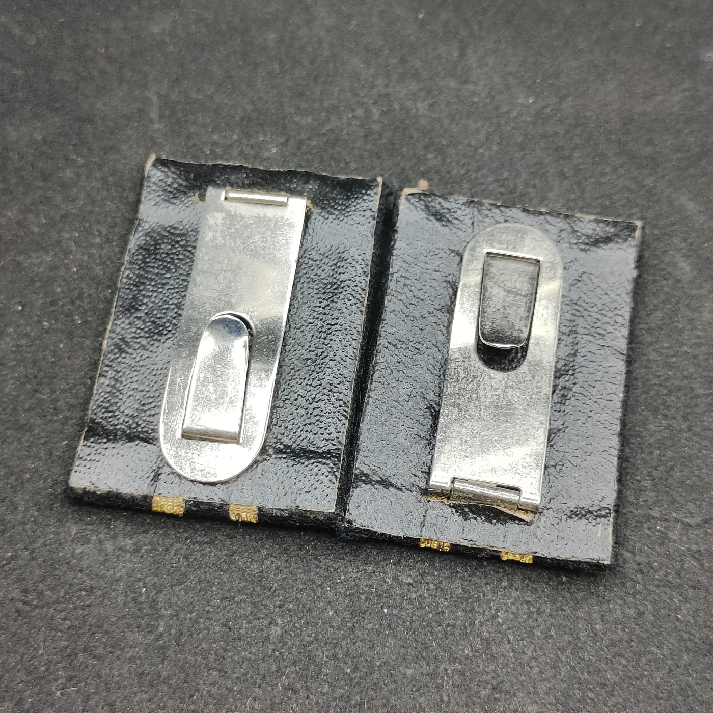 全场0元起拍 第88期 咸鱼国勋章拍卖专场 9月6日（周三）下午6：00开始 日本消防团阶级章两个