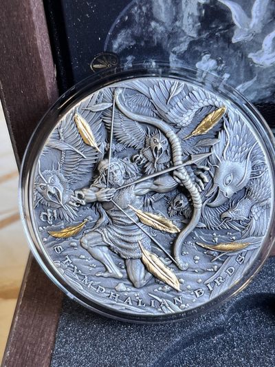 【海寕潮】拍卖第八十一期 - 【海寧潮】纽埃2022年大力神十二伟绩击落怪鸟2盎司仿古银币【拍卖包裹超1公斤需要按实际补运费】国外售价380美金左右