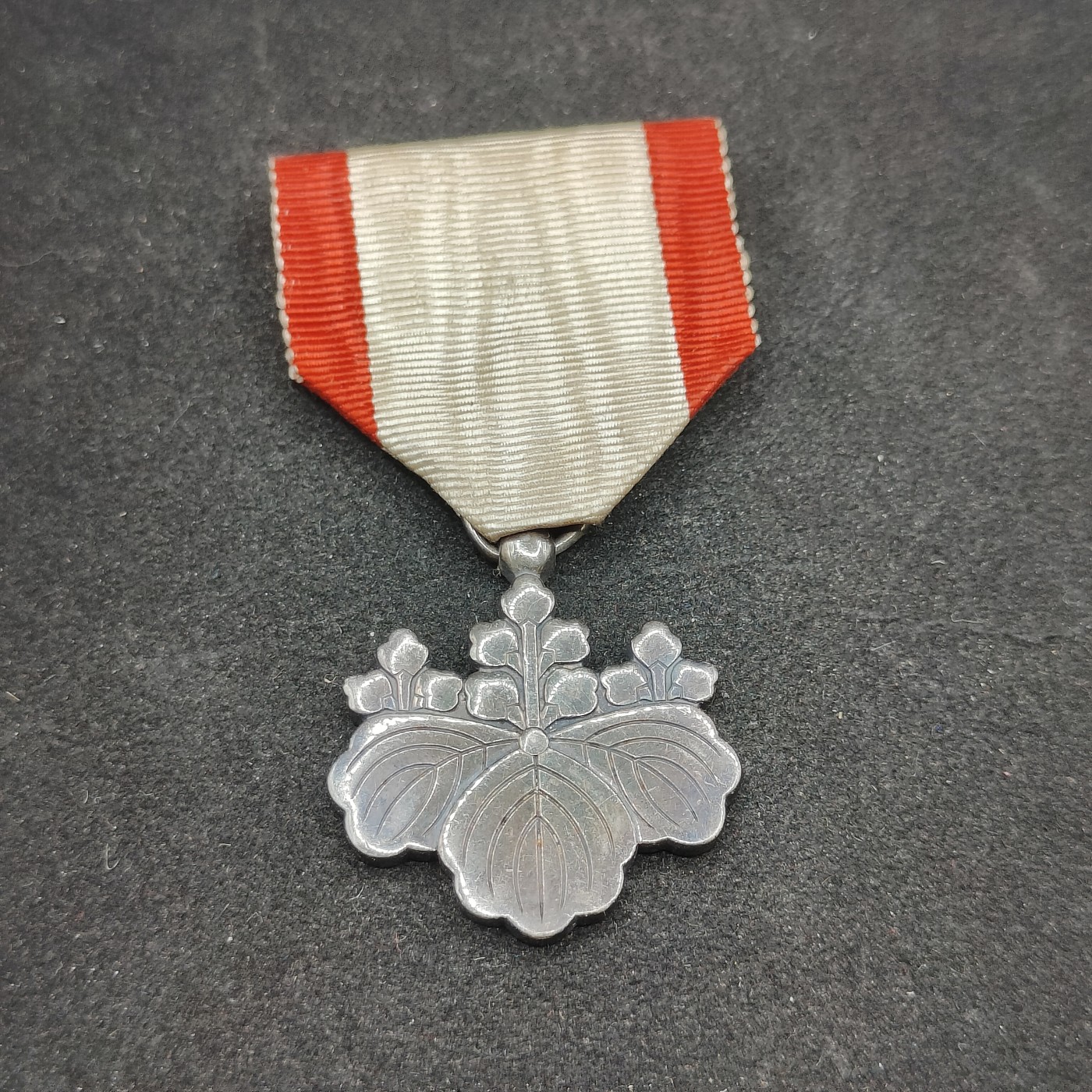 全场0元起拍 第88期 咸鱼国勋章拍卖专场 9月6日（周三）下午6：00开始 日本战时白叶裸章 银制