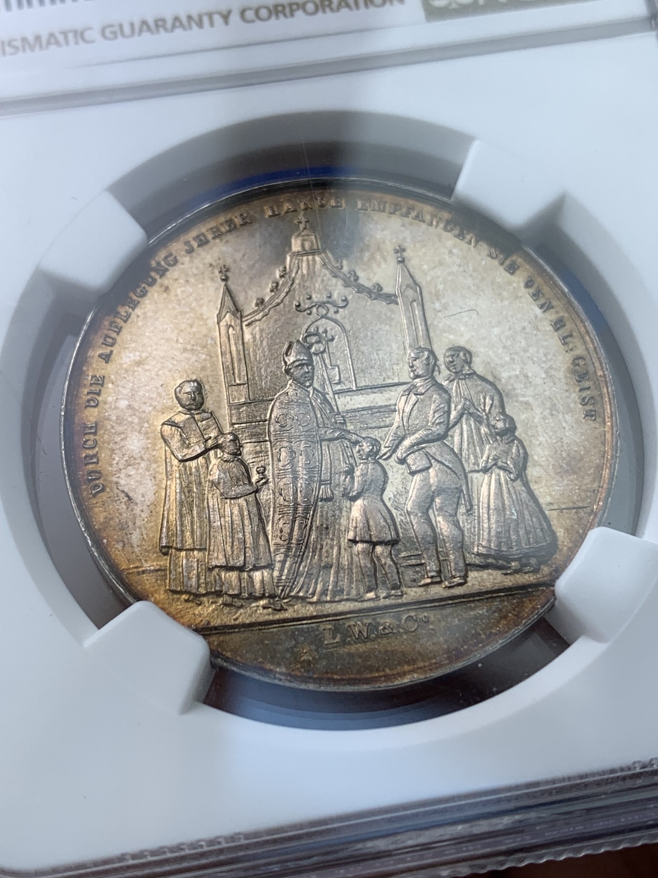 《竞宝斋》第194场-周日，周一 2场 (全场包邮) NGC-MS62 德国 19世纪 宗教银章 镜面底板 金色包浆 很漂亮