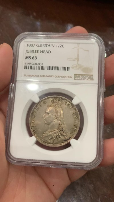 《竞宝斋》第194场-周日，周一 2场 (全场包邮) NGC-MS63 英国1887维多利亚 高冠半克朗银币 双面重彩 漂亮