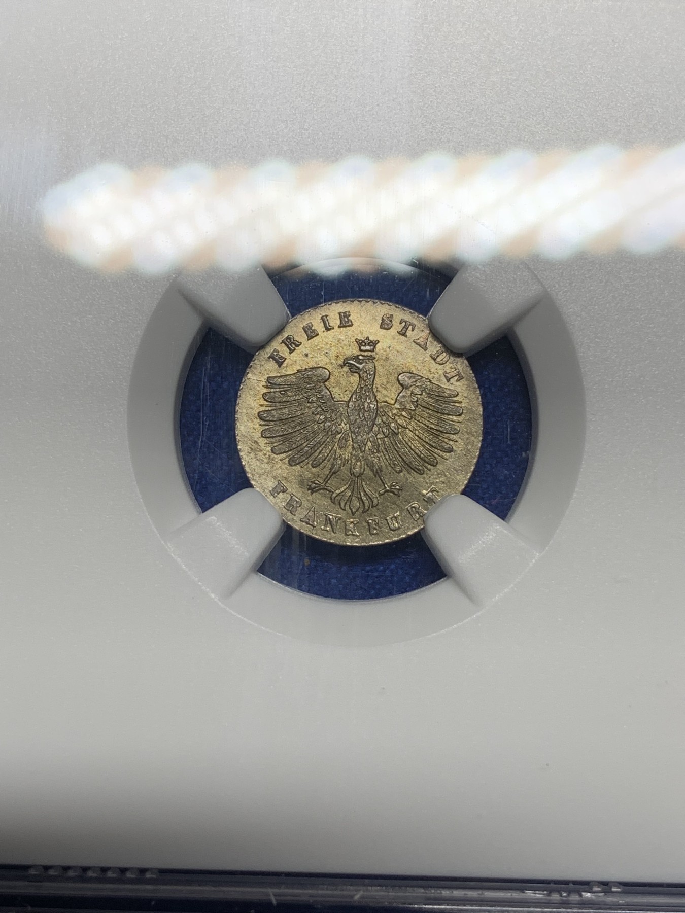 《竞宝斋》第194场-周日，周一 2场 (全场包邮) NGC-MS63 德国1855法兰克福1克鲁泽银币 黄金彩非常好看