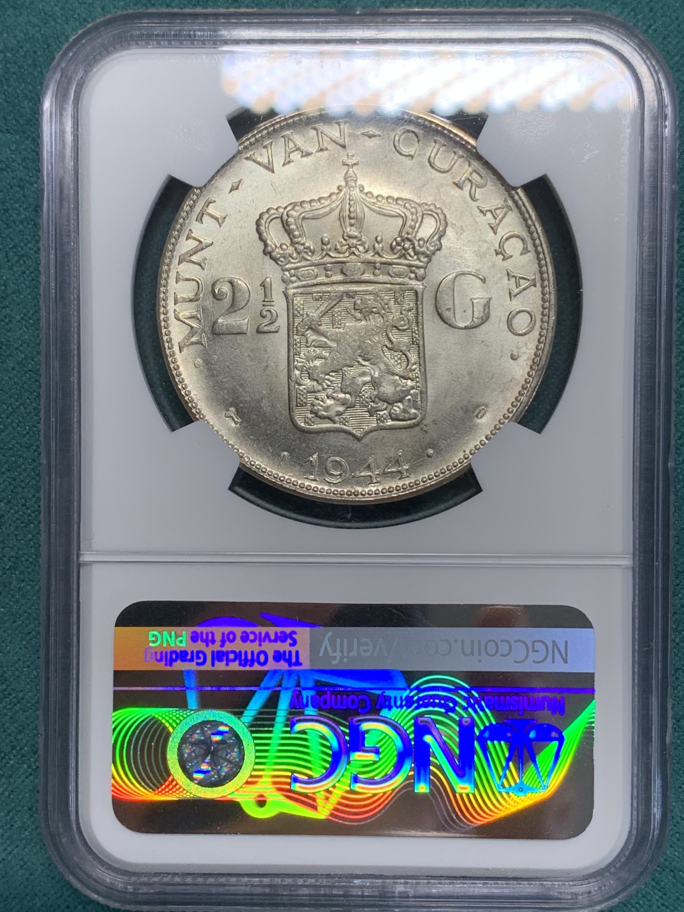 《竞宝斋》第194场-周日，周一 2场 (全场包邮) NGC UNC 荷属库拉索1944年威廉明娜2.5G大银币