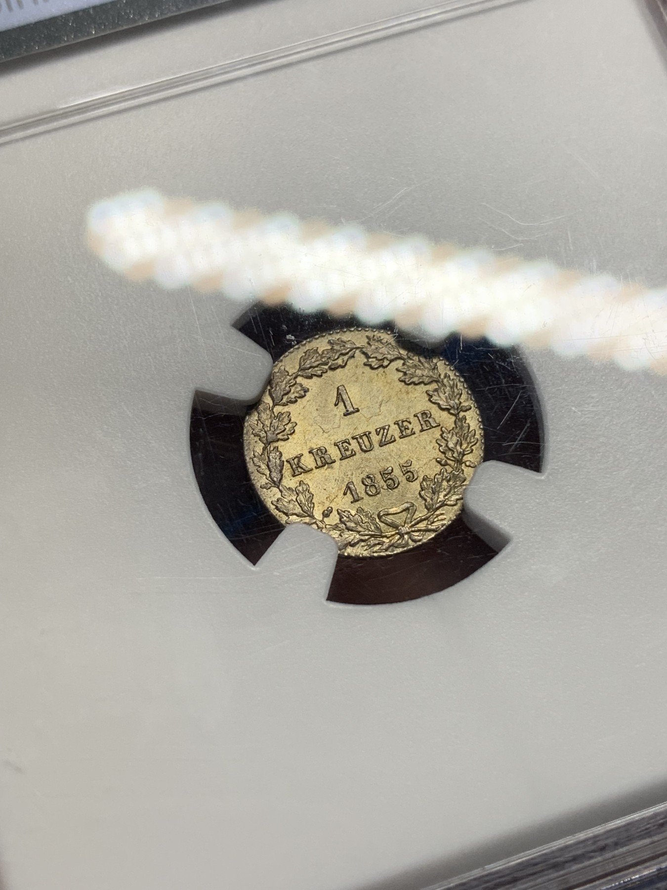 《竞宝斋》第194场-周日，周一 2场 (全场包邮) NGC-MS63 德国1855法兰克福1克鲁泽银币 黄金彩非常好看