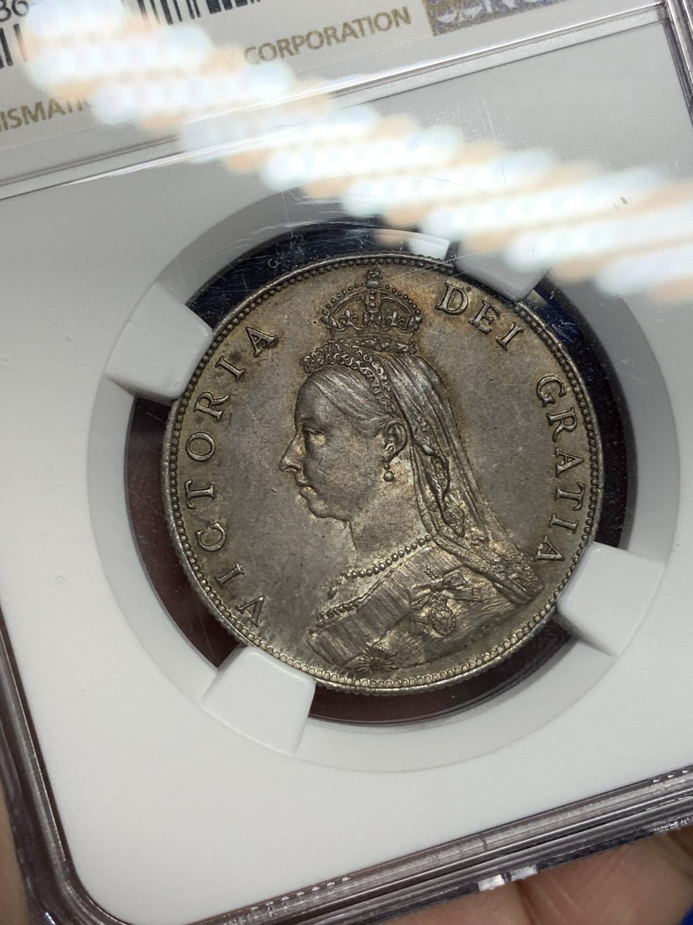 《竞宝斋》第194场-周日，周一 2场 (全场包邮) NGC-MS63 英国1887维多利亚高冠弗洛林银币 原味包浆