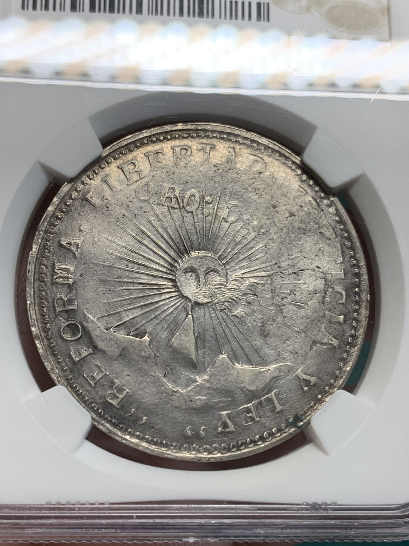 《竞宝斋》第194场-周日，周一 2场 (全场包邮) NGC-UNC 墨西哥 1914年 2比索 内战时期含金银币