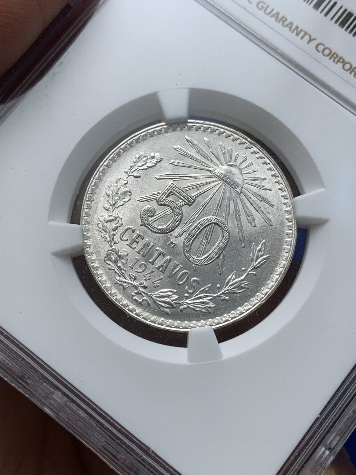 《竞宝斋》第194场-周日，周一 2场 (全场包邮) NGC-MS65 墨西哥1944年50分银币，光度一流