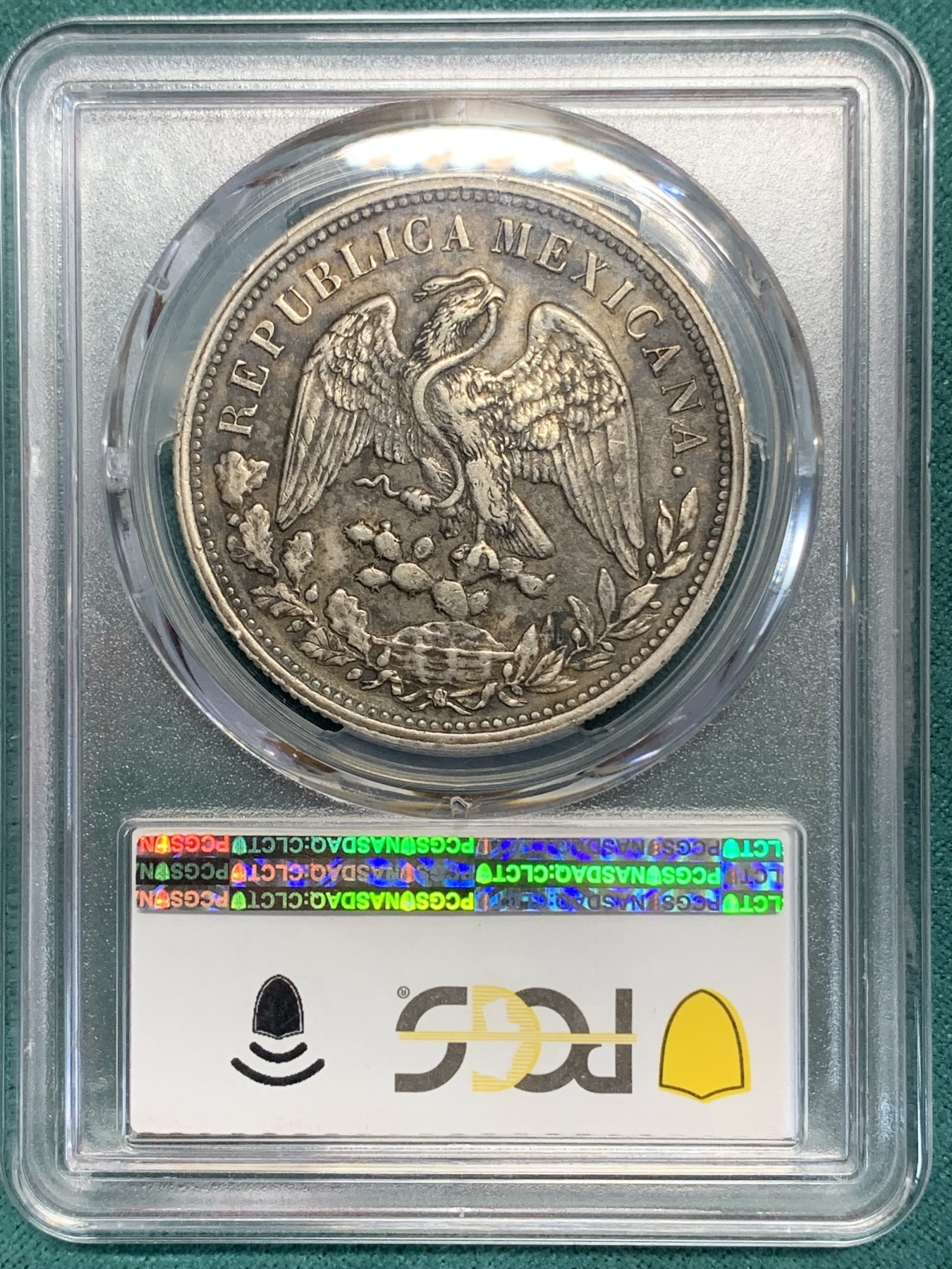 《竞宝斋》第194场-周日，周一 2场 (全场包邮) PCGS-AU50 墨西哥1898年鹰洋1比索银元  后铸版，五彩入骨包浆，压印清晰，味道极好