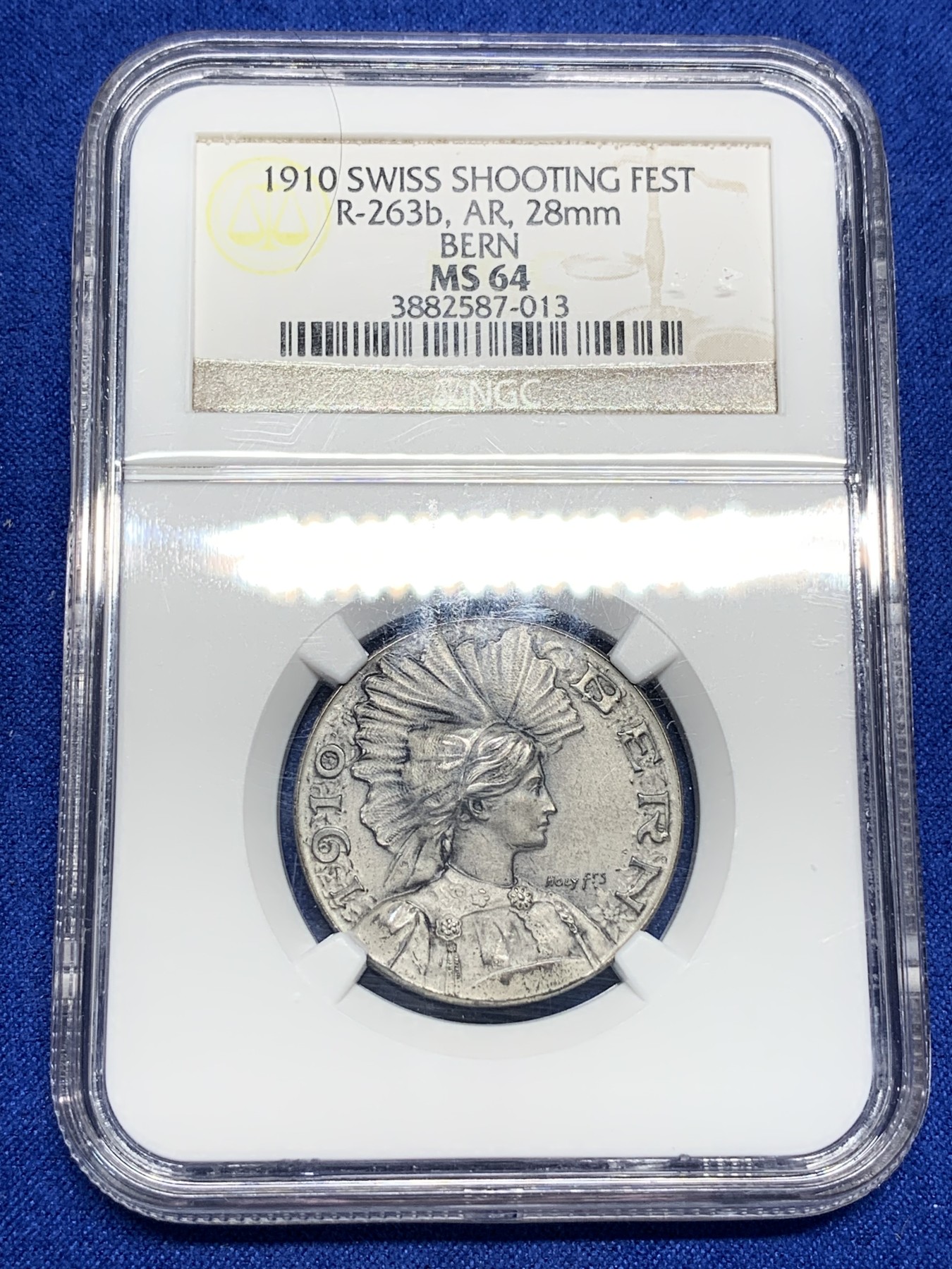 《竞宝斋》第194场-周日，周一 2场 (全场包邮) NGC MS64  1910年瑞士伯尔尼射击节银章 市场流通量小于500枚 设计精美细腻 塔楼上的钟表也跃然章上