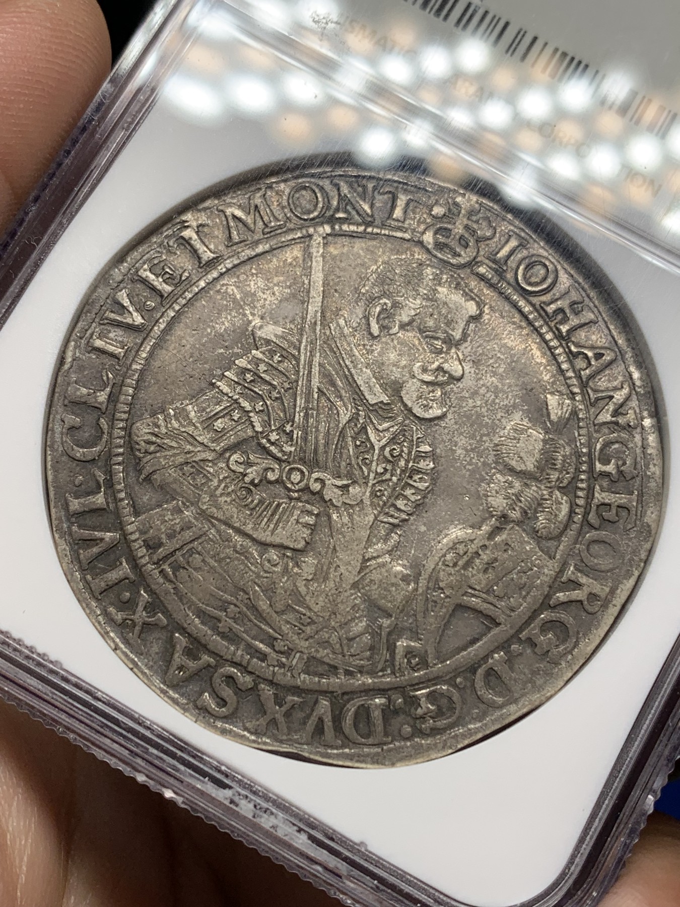 《竞宝斋》第194场-周日，周一 2场 (全场包邮) NGC XF45 神圣罗马 帝国 1654年 萨克森 武士剑泰勒银币 原味45分不错的品种