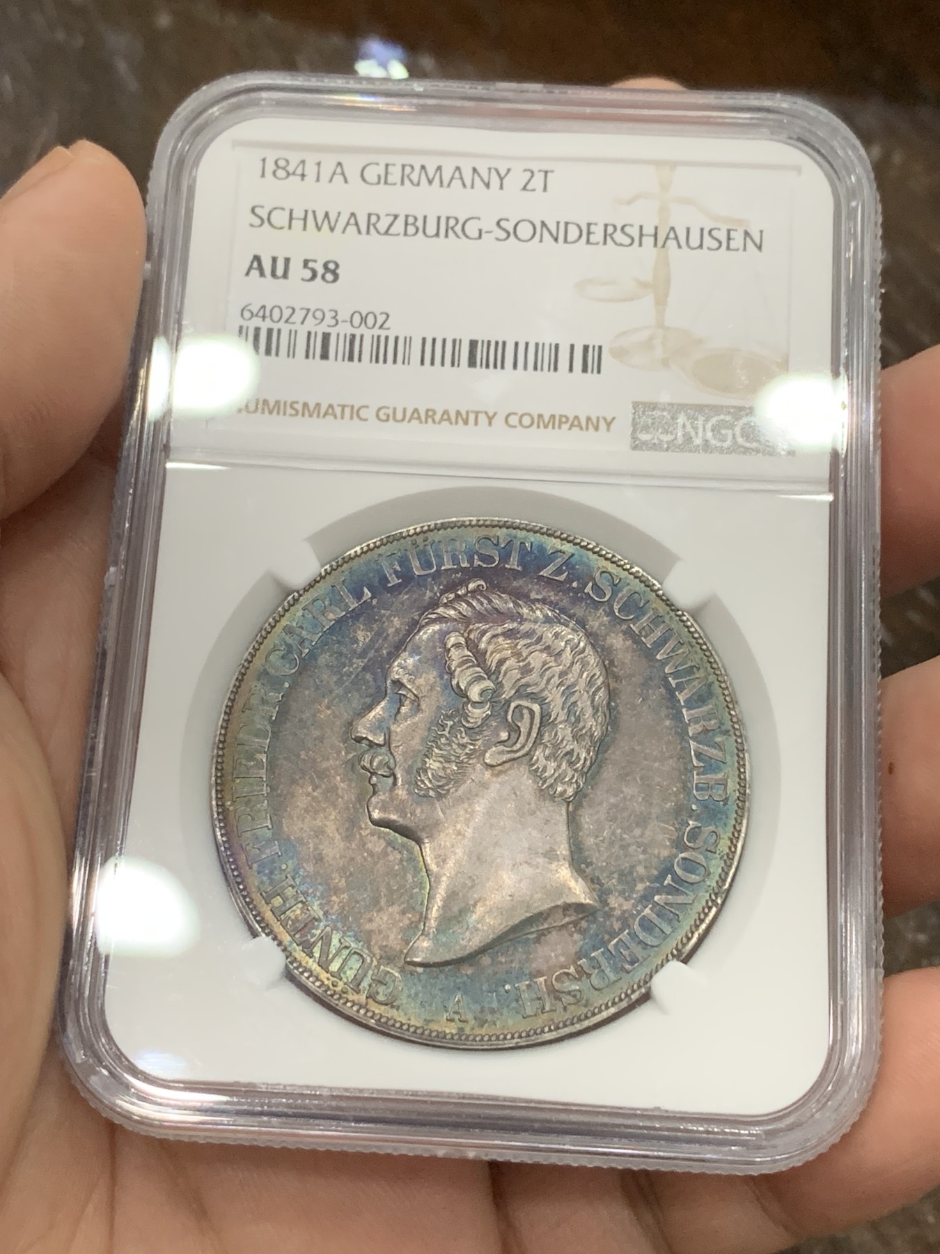 《竞宝斋》第194场-周日，周一 2场 (全场包邮) NGC AU58 德国 施瓦茨堡1854年 弗里德里希·卡尔二世 2泰勒大银币 37克的规格 蓝紫色环彩 光彩夺目