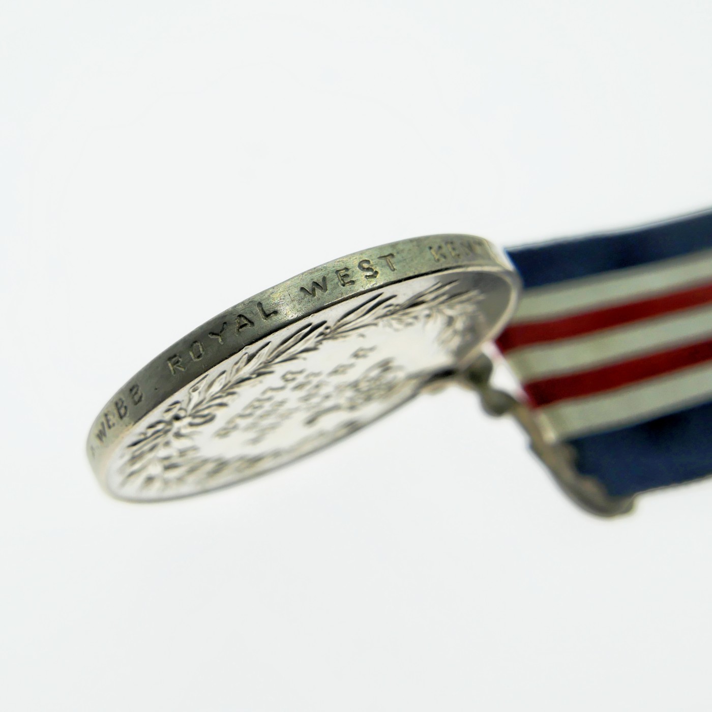 勋章奖章交易所9月9日拍卖 英国军事奖章，1916年设立，表彰陆上作战之英勇奉献，银质，第一版（1916-1930），1993年后由军事十字奖章取代