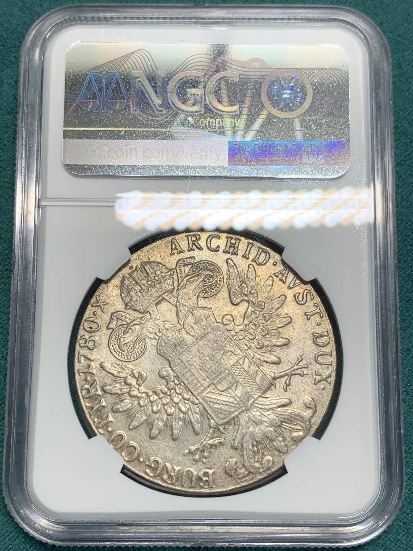 《竞宝斋》第194场-周日，周一 2场 (全场包邮) NGC-MS62 奥地利“1780”年 玛利亚.特蕾莎 1泰勒 大奶妈银币 早期后铸版本（伦敦版） 五彩转光 有点双须的样子 细节见图