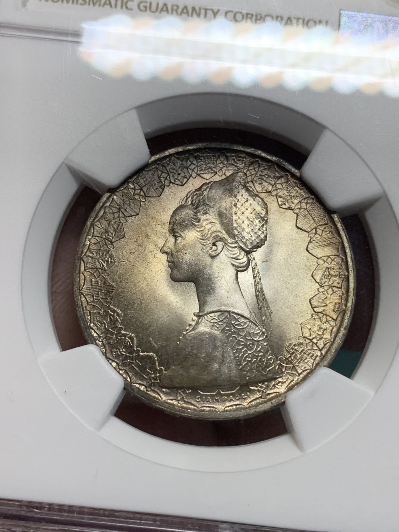 《竞宝斋》第195场-周日，周一 2场 (全场包邮) NGC-MS65 意大利1970年帆船少女500里拉银币