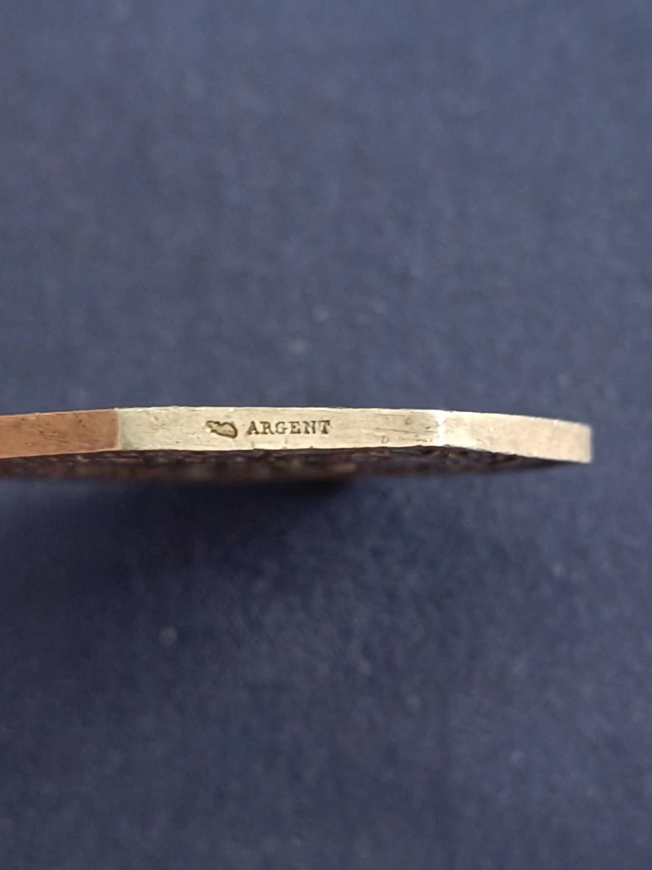 欧洲章牌专场第十六期 法国八角银章，保险，36mm19.6克，丰饶角边铭