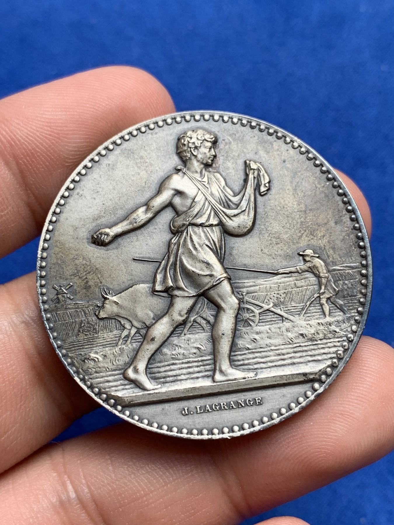 《竞宝斋》第195场-周日，周一 2场 (全场包邮) 法国1937年农业部播种银章 35.1g  40.8mm 丰饶角2号银标