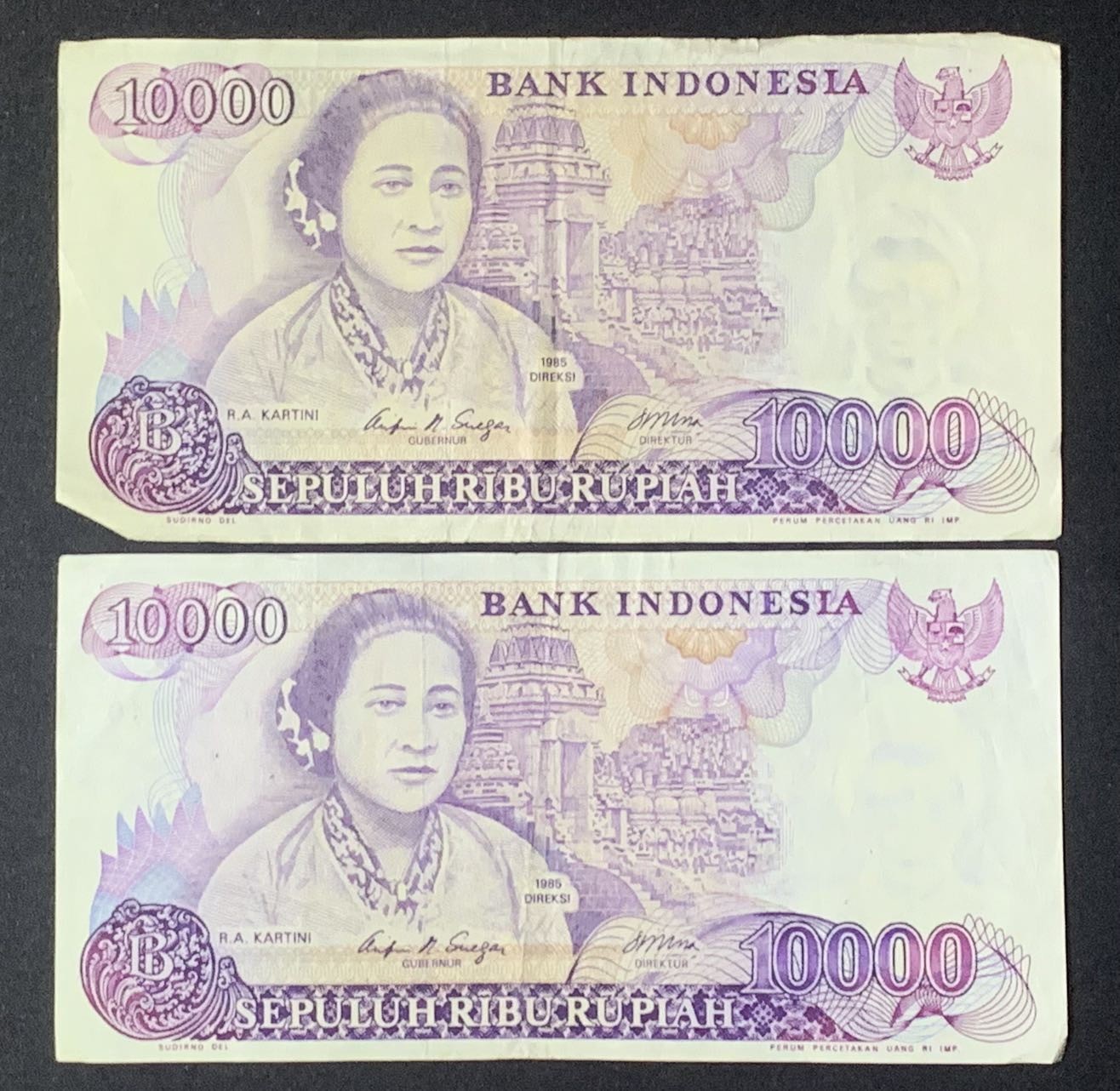紫瑗钱币——第302期拍卖—纸币场 印度尼西亚 1985年 妇女 10000卢比 2枚一组 流通品