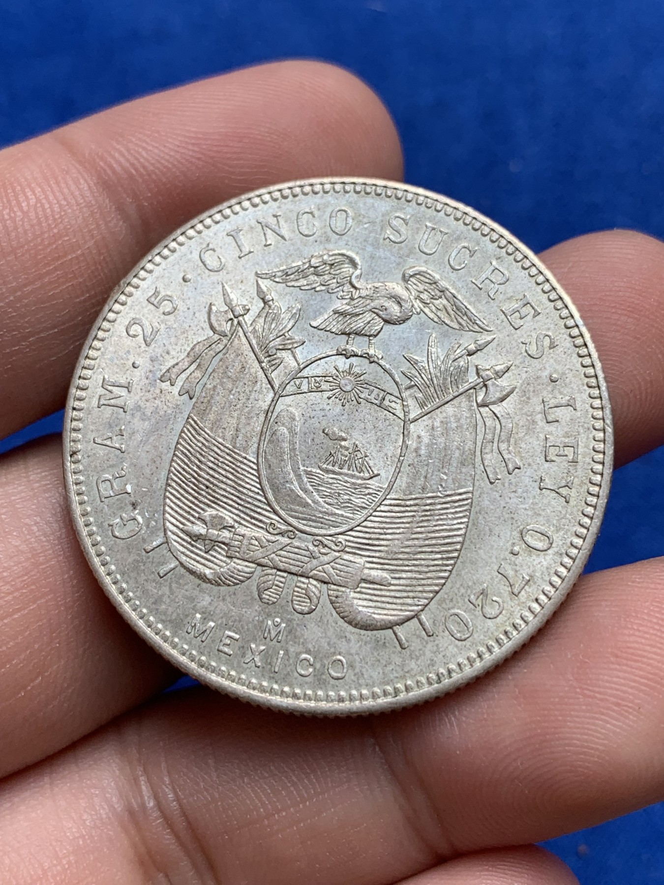 《竞宝斋》第195场-周日，周一 2场 (全场包邮) 厄瓜多尔1944年五苏克雷大银币，unc品相带黄油光。