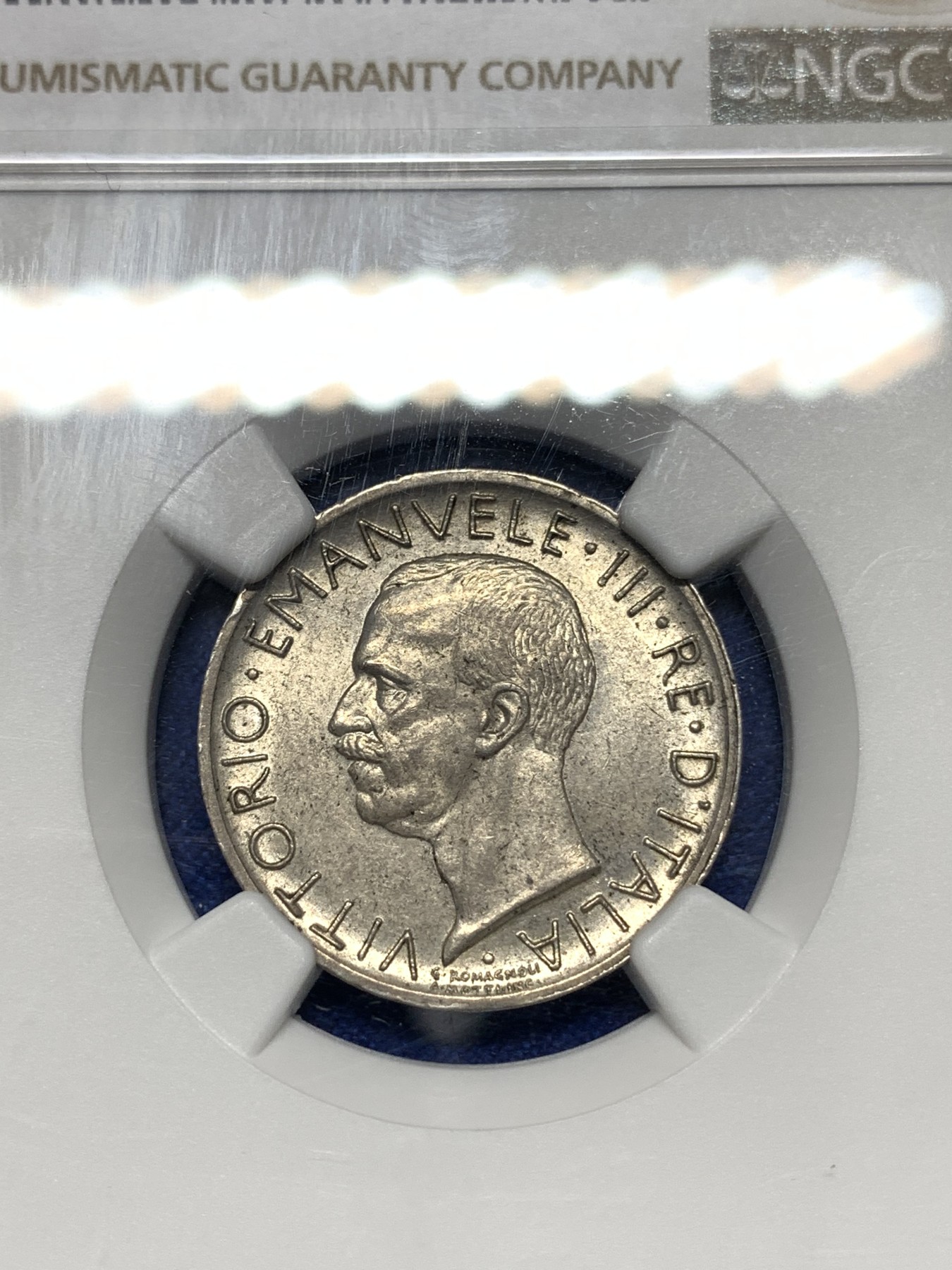 《竞宝斋》第195场-周日，周一 2场 (全场包邮) NGC-MS62 意大利 1930年 鹰 5里拉 银币 淡黄彩