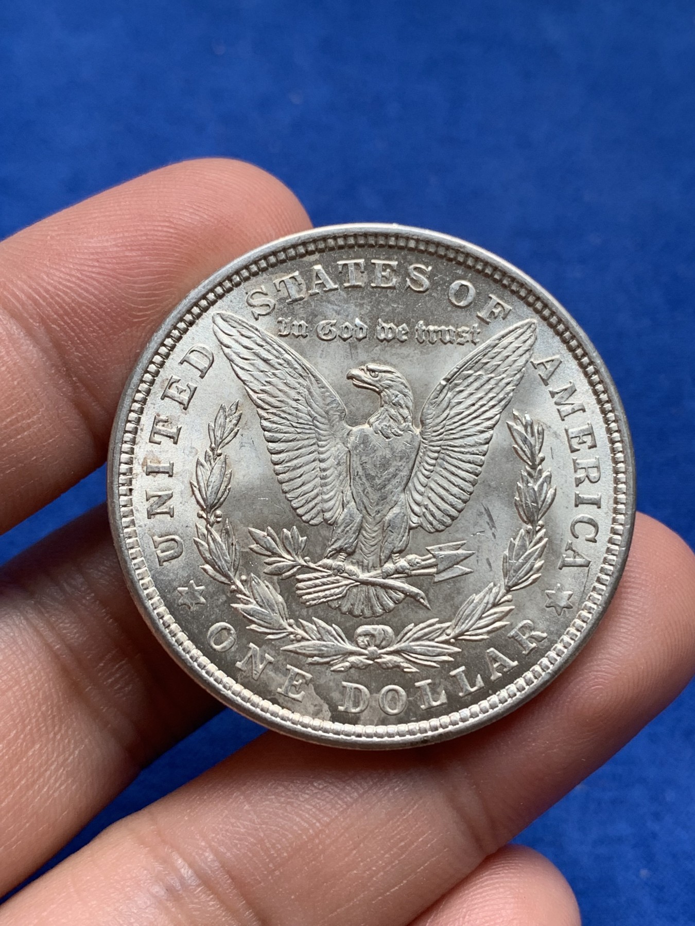 《竞宝斋》第195场-周日，周一 2场 (全场包邮) 美国1921年摩根1美元大银币 原光状态