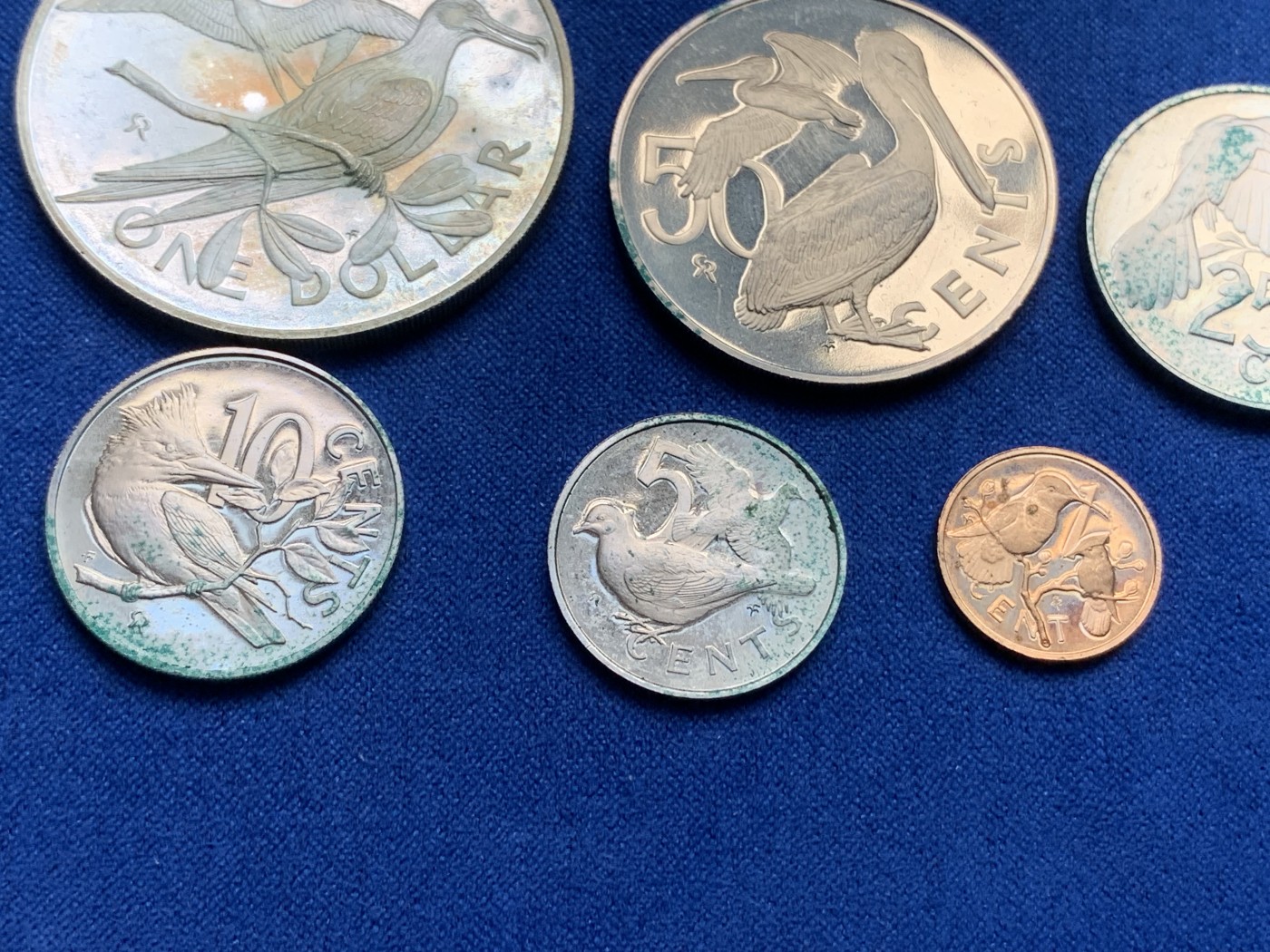 《竞宝斋》第195场-周日，周一 2场 (全场包邮) 原盒证书 维京群岛 1974年 鸟类 6枚套 富兰克林造币厂 精制纪念币 最大枚是银币