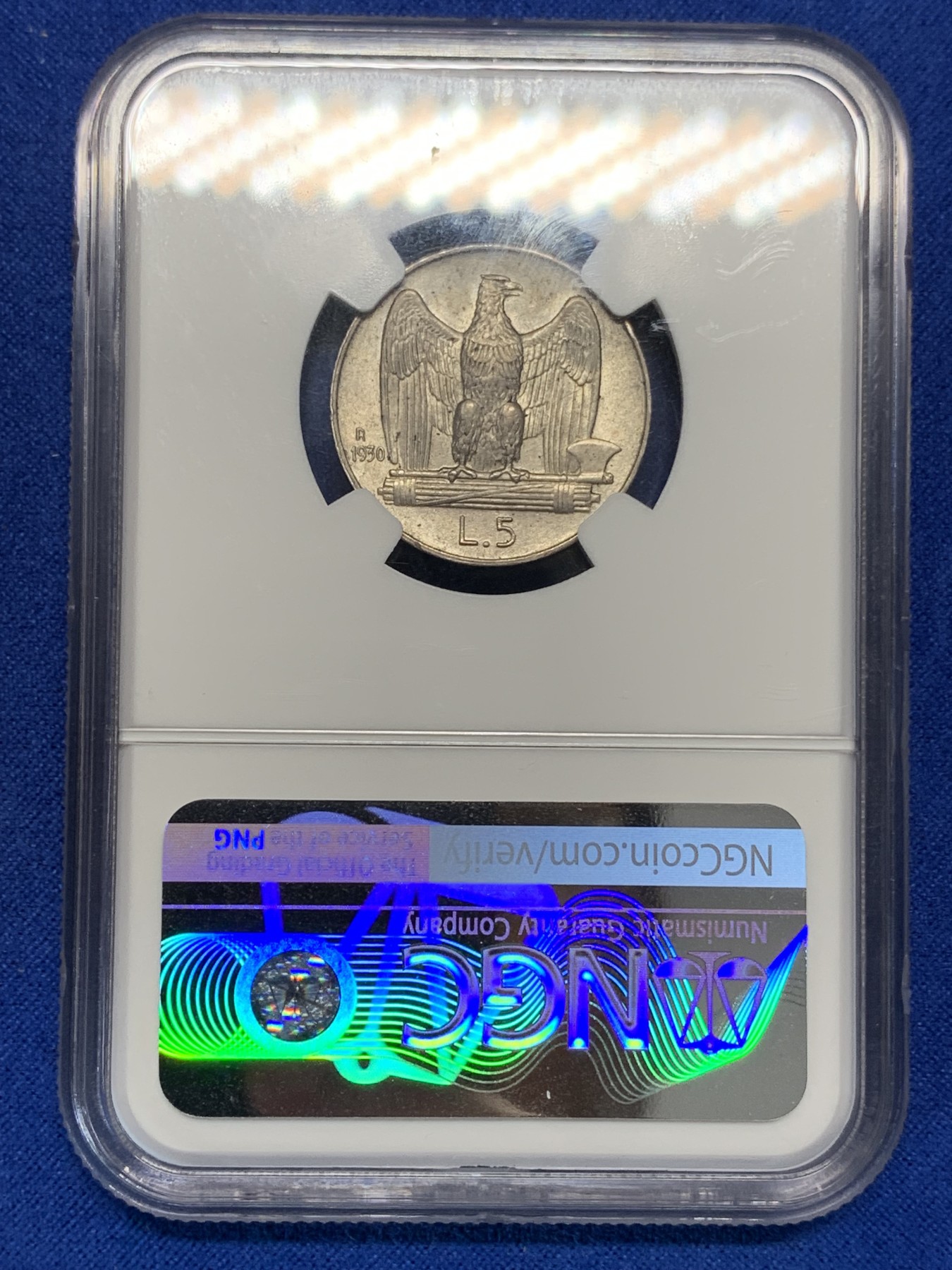 《竞宝斋》第195场-周日，周一 2场 (全场包邮) NGC-MS62 意大利 1930年 鹰 5里拉 银币 淡黄彩