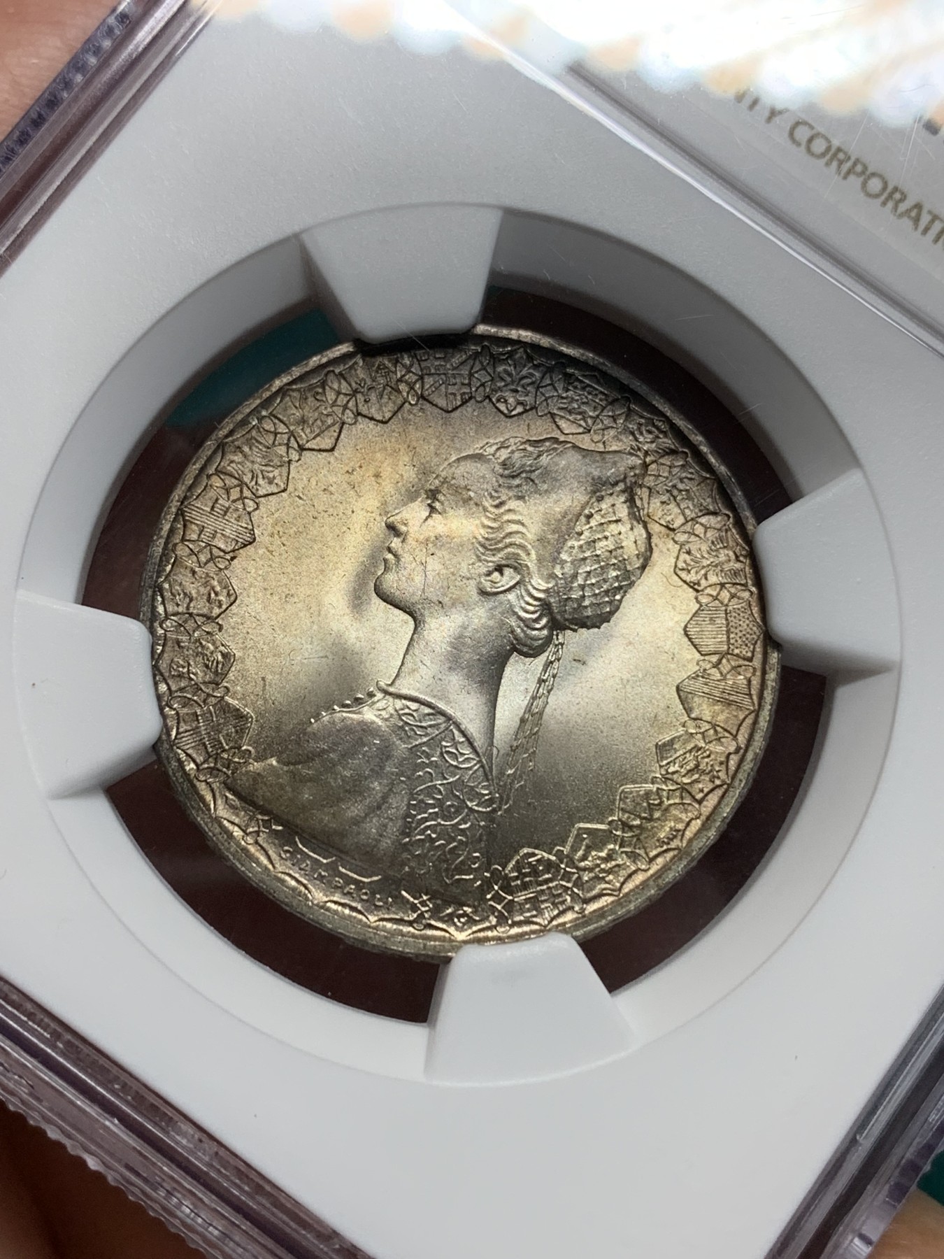 《竞宝斋》第195场-周日，周一 2场 (全场包邮) NGC-MS65 意大利1970年帆船少女500里拉银币