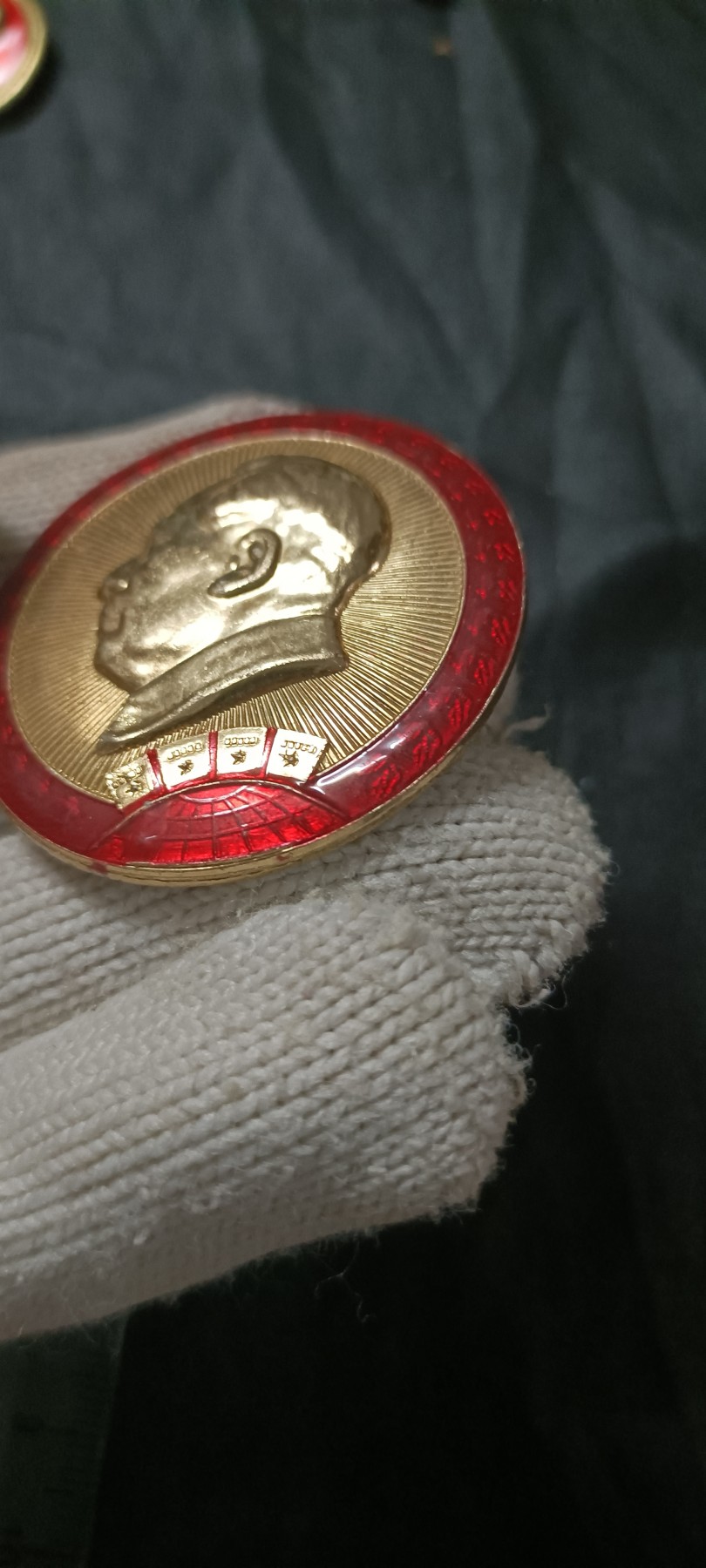 50个拍品全部0起，放漏拍！ 雄文四卷！地球花边毛选章！pla支持←一周年纪念