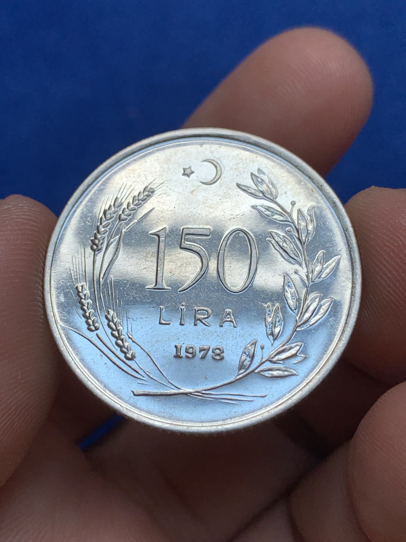 《竞宝斋》第195场-周日，周一 2场 (全场包邮) 土耳其精制银币两枚-1978年FAO纪念150里拉精制银币，800银，直径30mm，重量9g。土耳其1972年50里拉精制银币，830银，直径35mm，重量20g