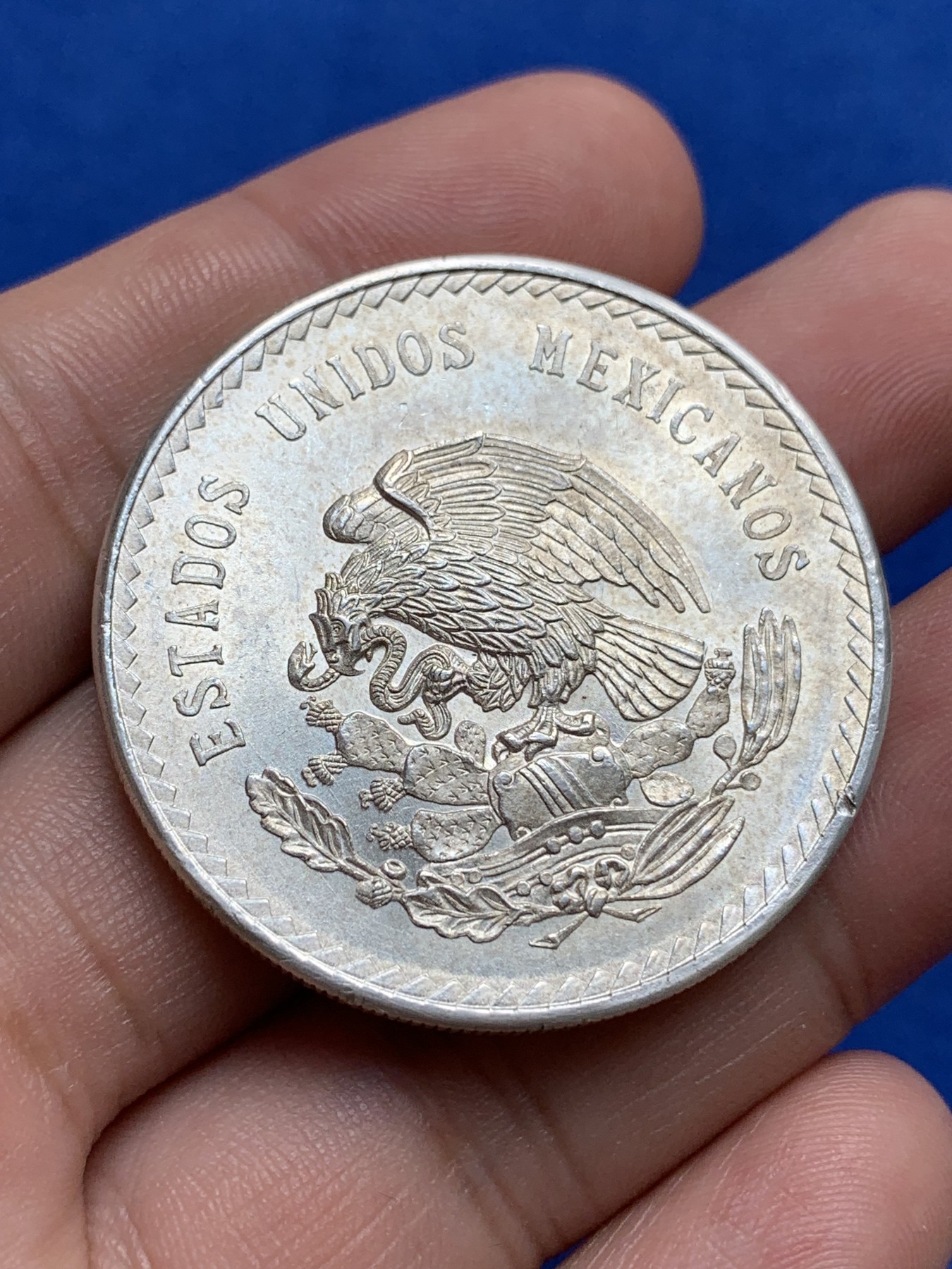 《竞宝斋》第195场-周日，周一 2场 (全场包邮) 墨西哥1948年印第安人头像5比索大银币  可评级  好品相