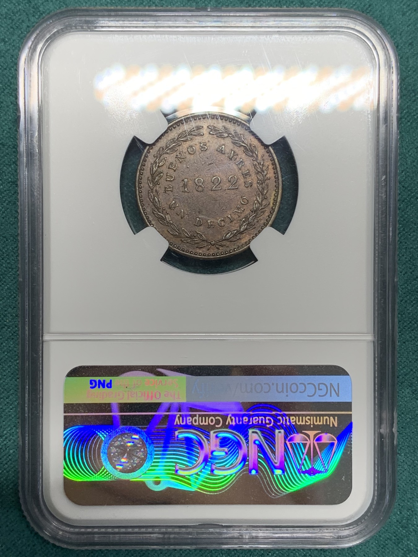 《竞宝斋》第195场-周日，周一 2场 (全场包邮) NGC-AU55BN 阿根廷1822年布宜诺斯艾利斯1D铜币，60分参考价160美元。早期阿根廷稀见