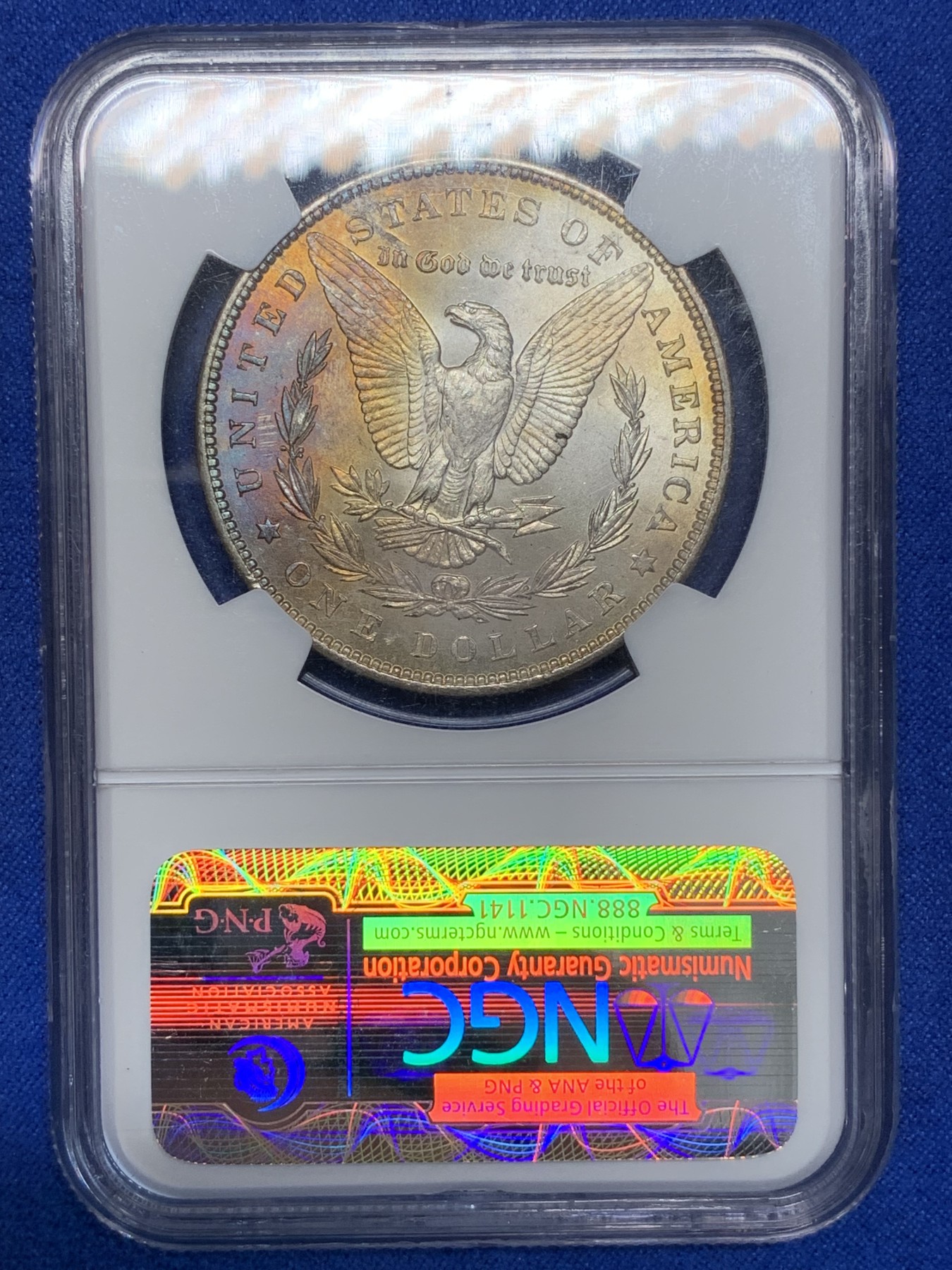 《竞宝斋》第195场-周日，周一 2场 (全场包邮) NGC  MS66  美国1887年摩根银币 环彩包浆 舒服的状态