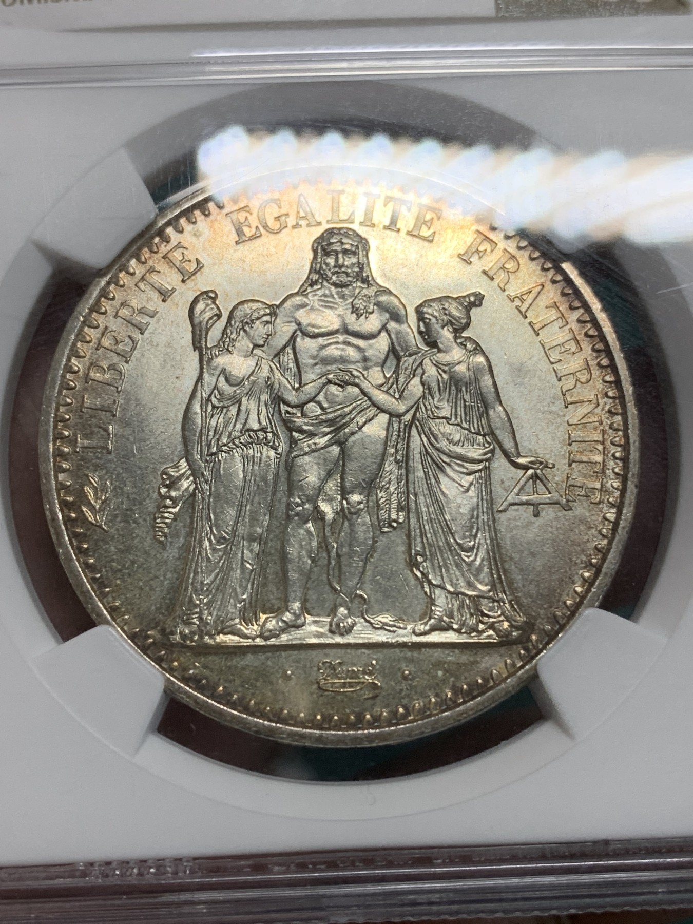 《竞宝斋》第195场-周日，周一 2场 (全场包邮) NGC MS64 1965年法国大力神银币 双面五彩包浆 非常漂亮