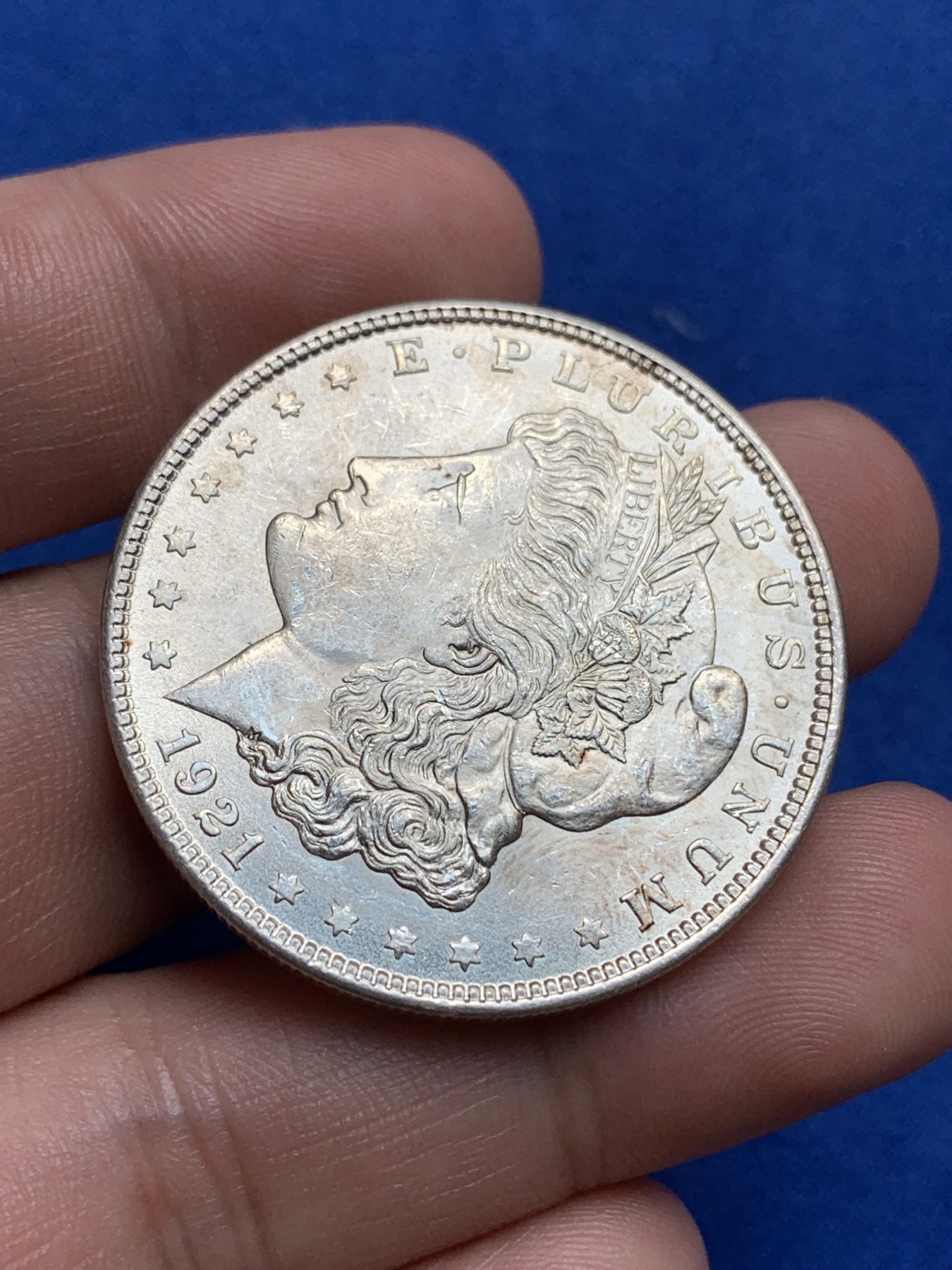 《竞宝斋》第195场-周日，周一 2场 (全场包邮) 美国1921年摩根1美元大银币 原光状态