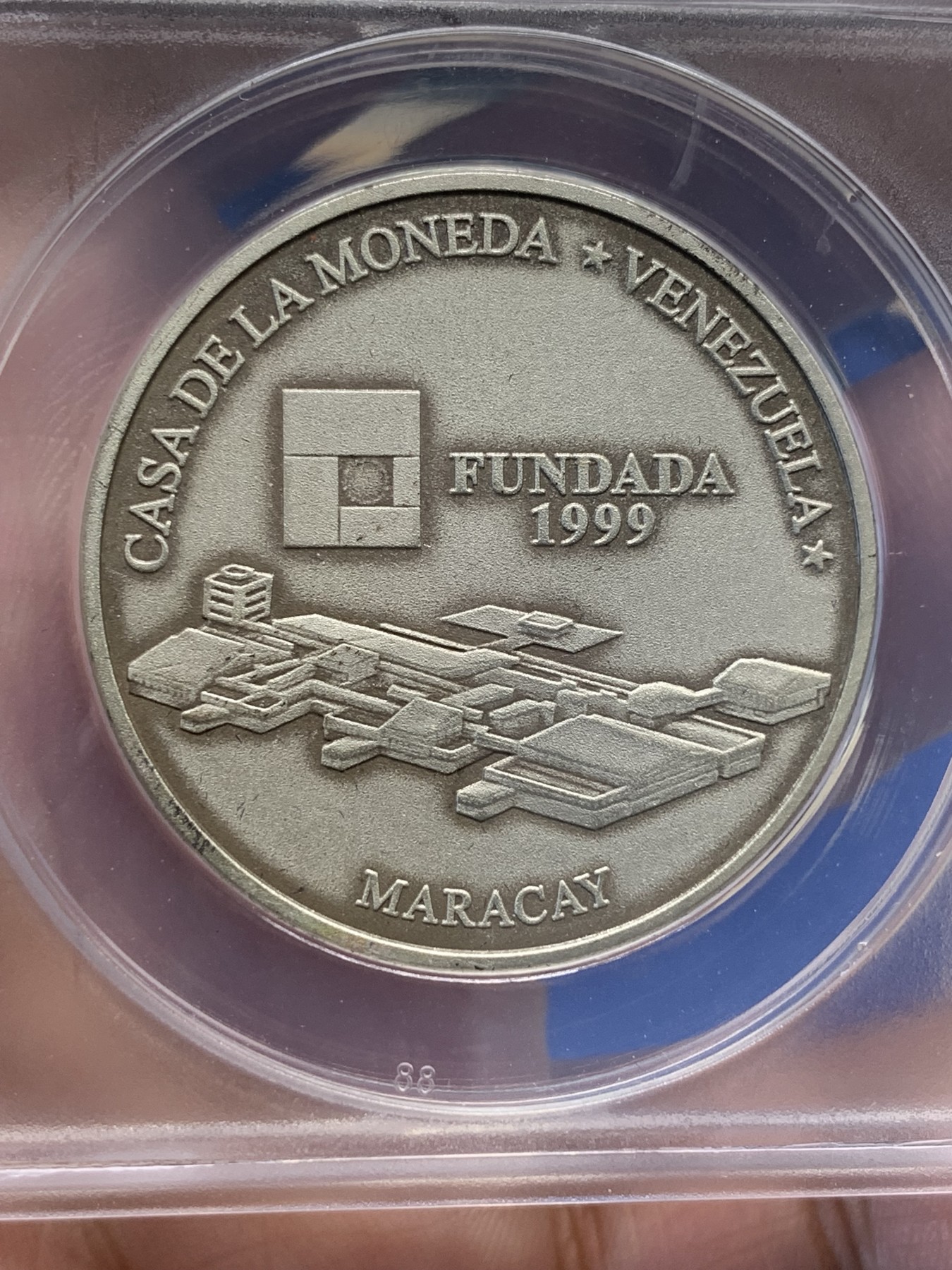 《竞宝斋》第195场-周日，周一 2场 (全场包邮) ANACS 1999年委内瑞拉 MS67 6000玻利瓦尔仿古纪念银币+MS65 3000玻利瓦尔仿古纪念铜币