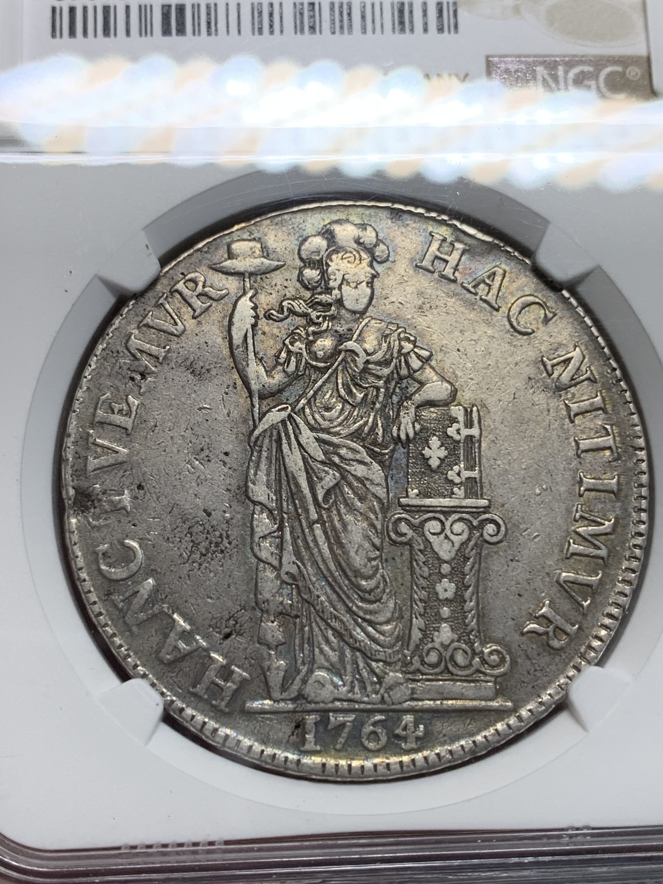 《竞宝斋》第195场-周日，周一 2场 (全场包邮) NGC XFD 荷兰1764年乌特勒支3Gulden 女神大银