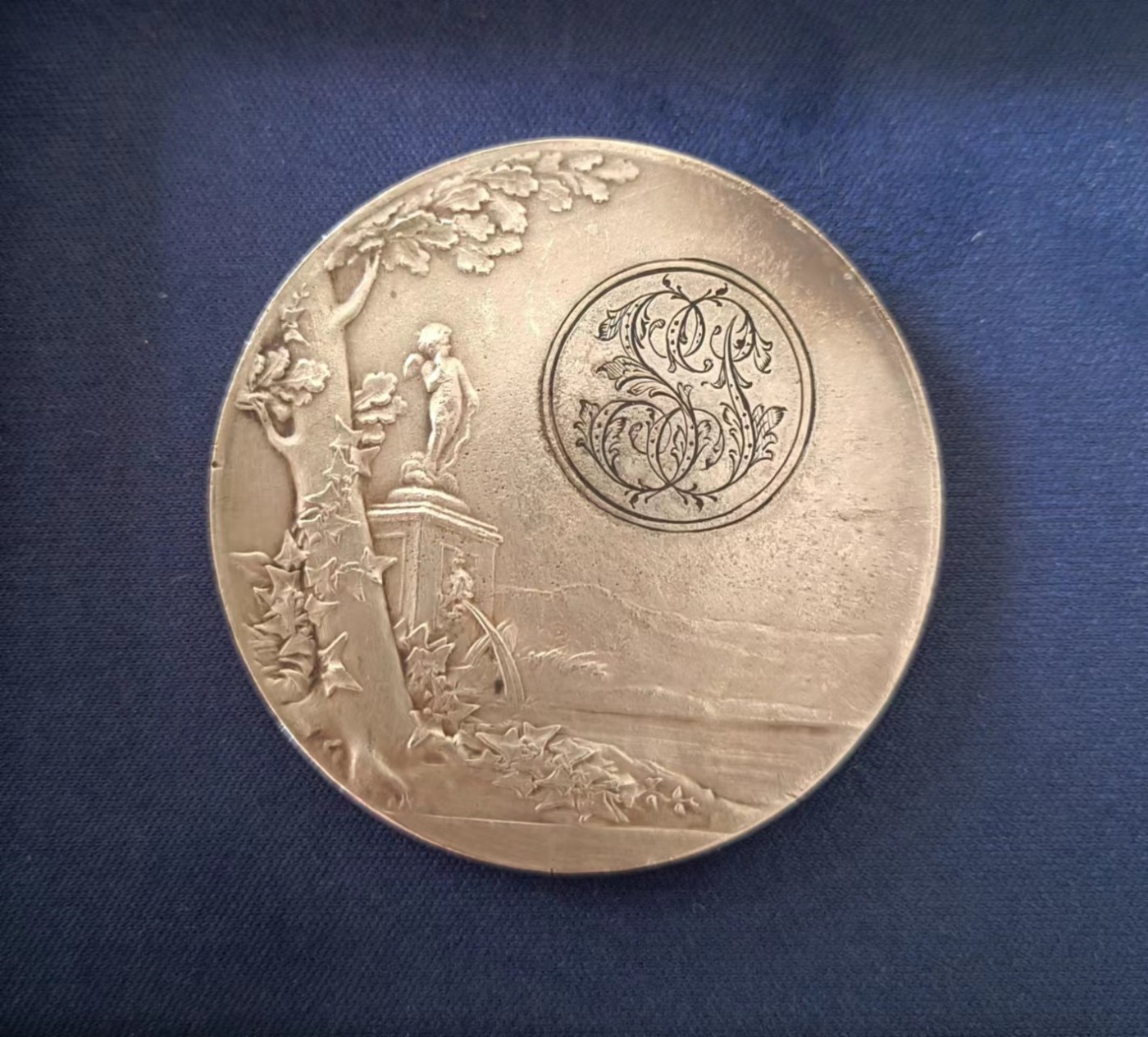 欧洲章牌专场第十六期 roty 银婚章，42mm