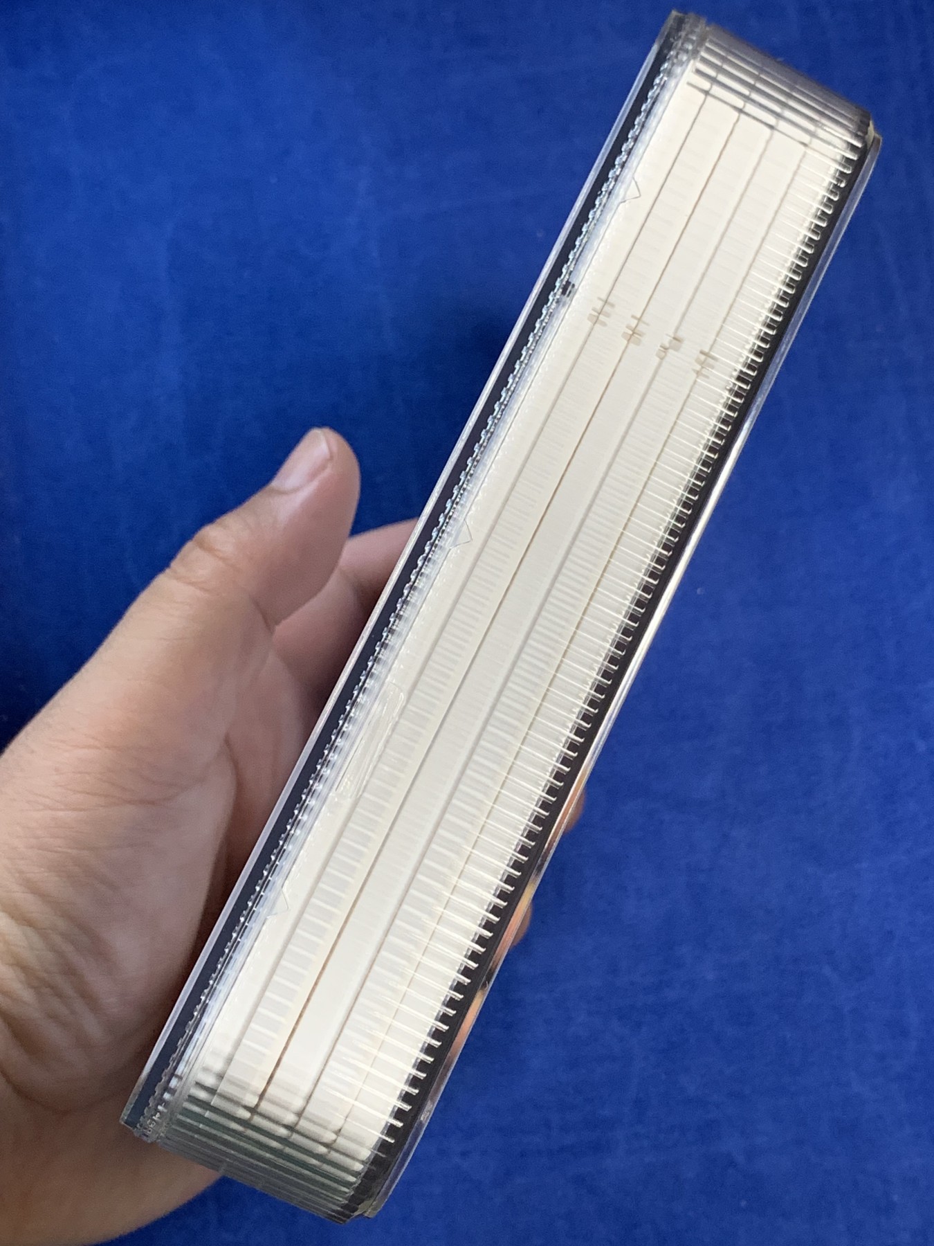 《竞宝斋》第195场-周日，周一 2场 (全场包邮) NGC PF69UC纽埃2022年情人节爱心水晶镶嵌心形镀金银币 皇冠之心 超军巨大盒子 NGC直接把币盒也装进去了