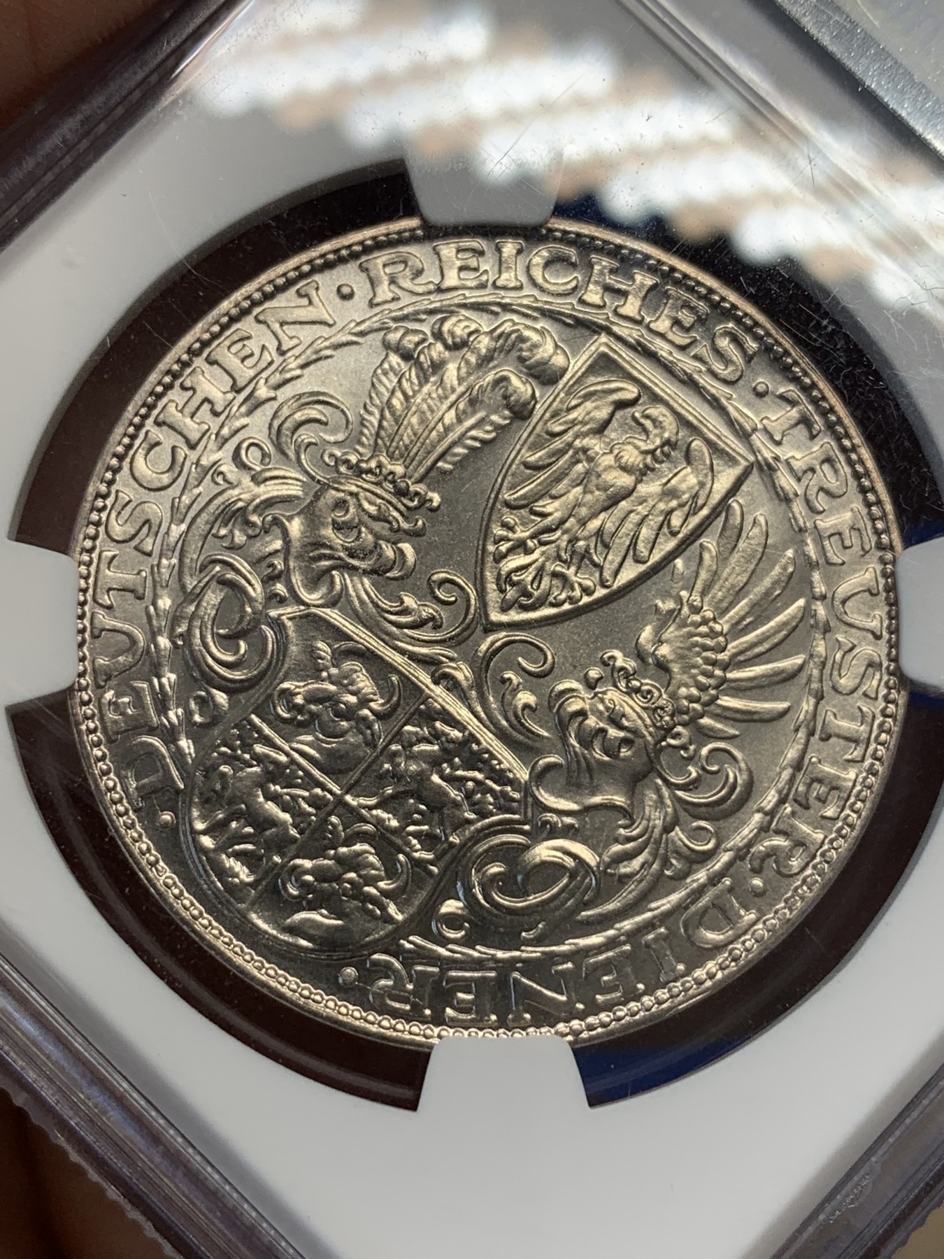 《竞宝斋》第195场-周日，周一 2场 (全场包邮) NGC-MS67 德国 1927年 兴登堡80大寿5马克币型银章 经典中的经典 卡尔哥茨作品 ngc亚军 仅有一枚更高分 国内首见 无需赘言