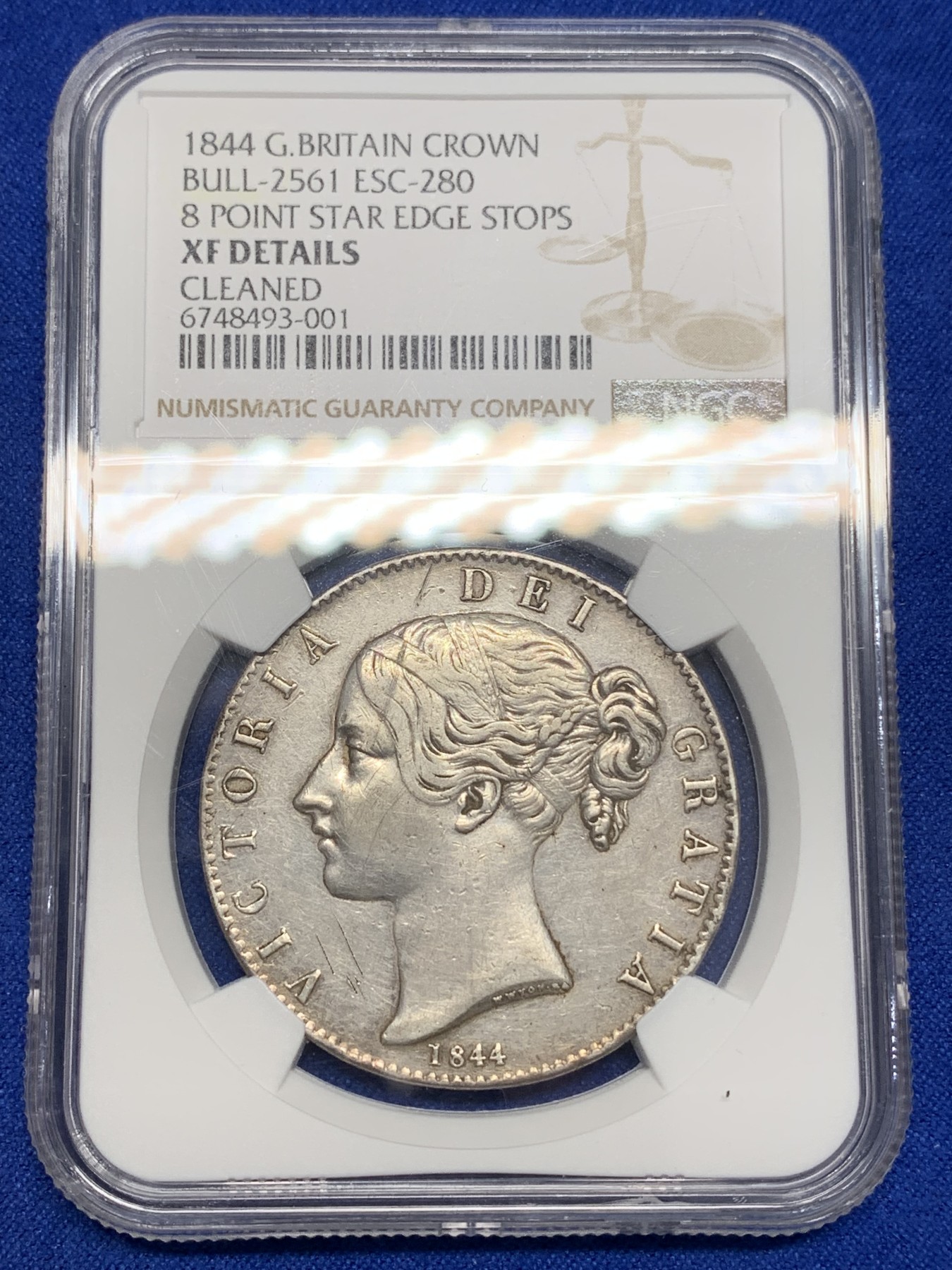 《竞宝斋》第195场-周日，周一 2场 (全场包邮) NGC-XFD 英国 1844年 青年版维多利亚1克朗 8点星版 早期少见品种 细节可达AU 仅发行9.4万枚 克书标价高