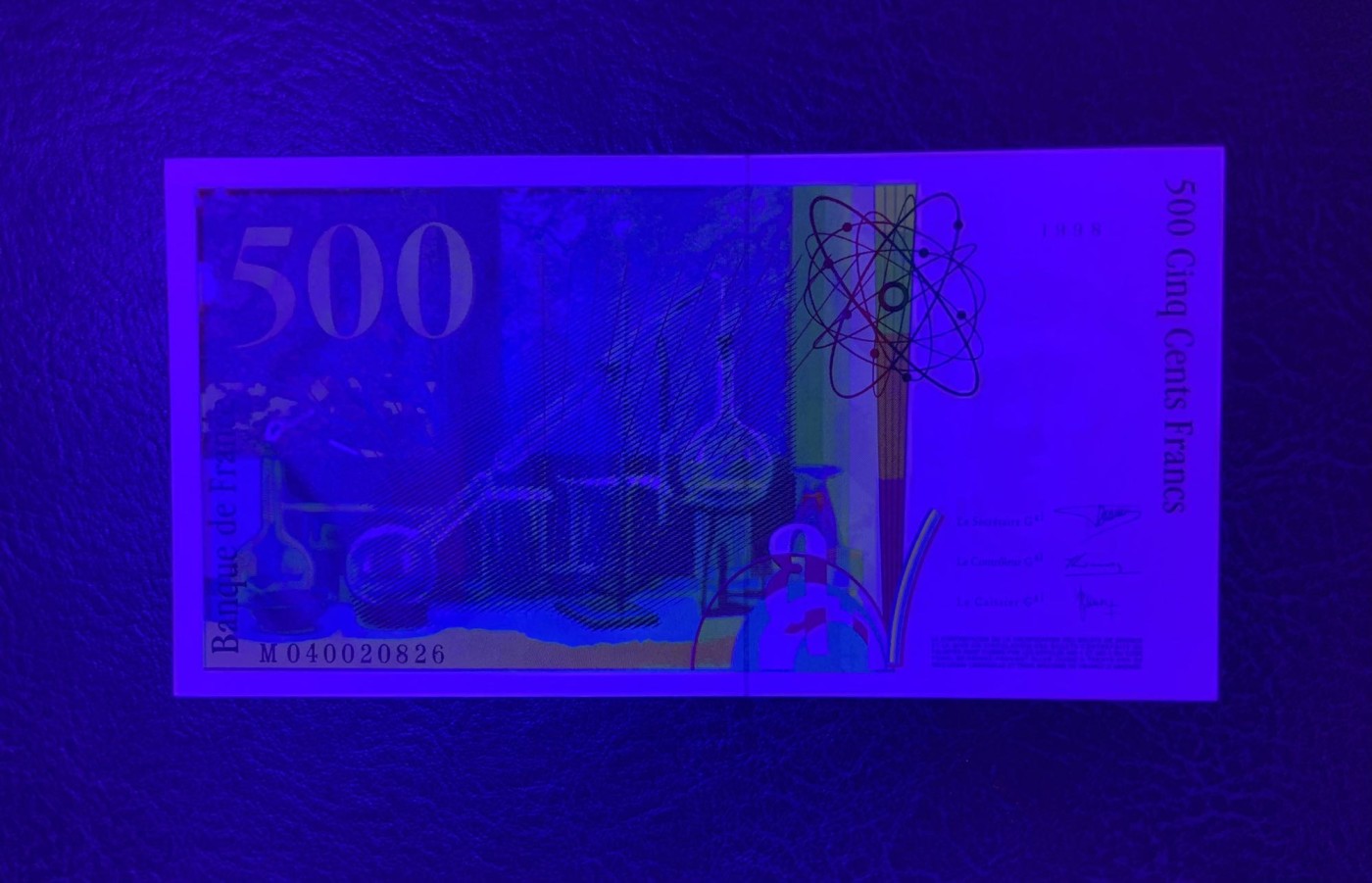 收藏联盟Quantum Auction 第287期拍卖  法国1998年500法郎 品相UNC 防伪膜有磨损 