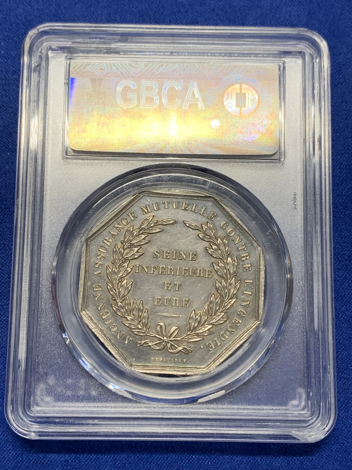 《竞宝斋》第195场-周日，周一 2场 (全场包邮) 法国八角银质 代币火灾保险（大号少见版），凤凰栩栩如生，39.2*2.7mm，23.0g.公博MS65