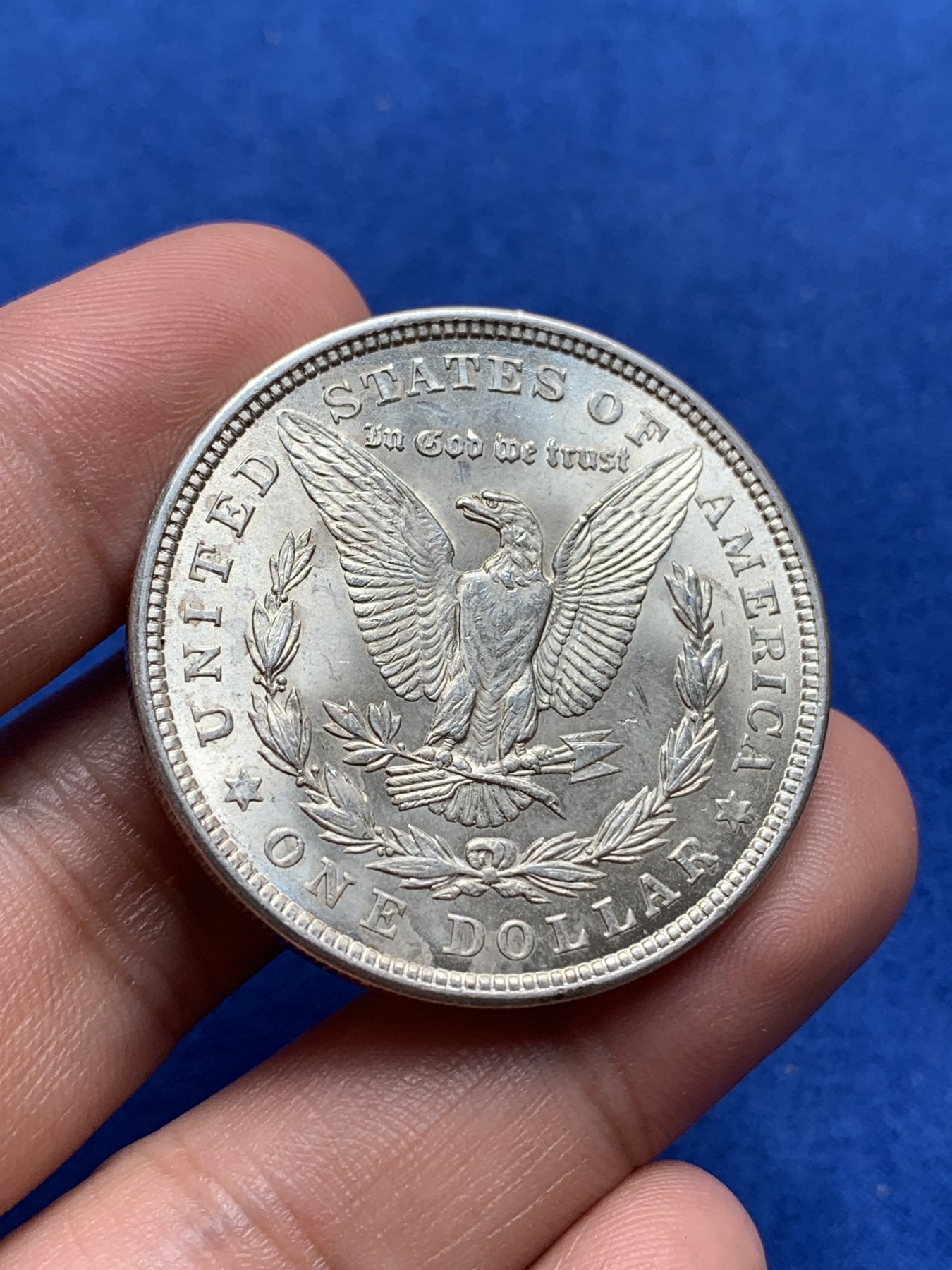 《竞宝斋》第195场-周日，周一 2场 (全场包邮) 美国1921年摩根1美元大银币 原光状态