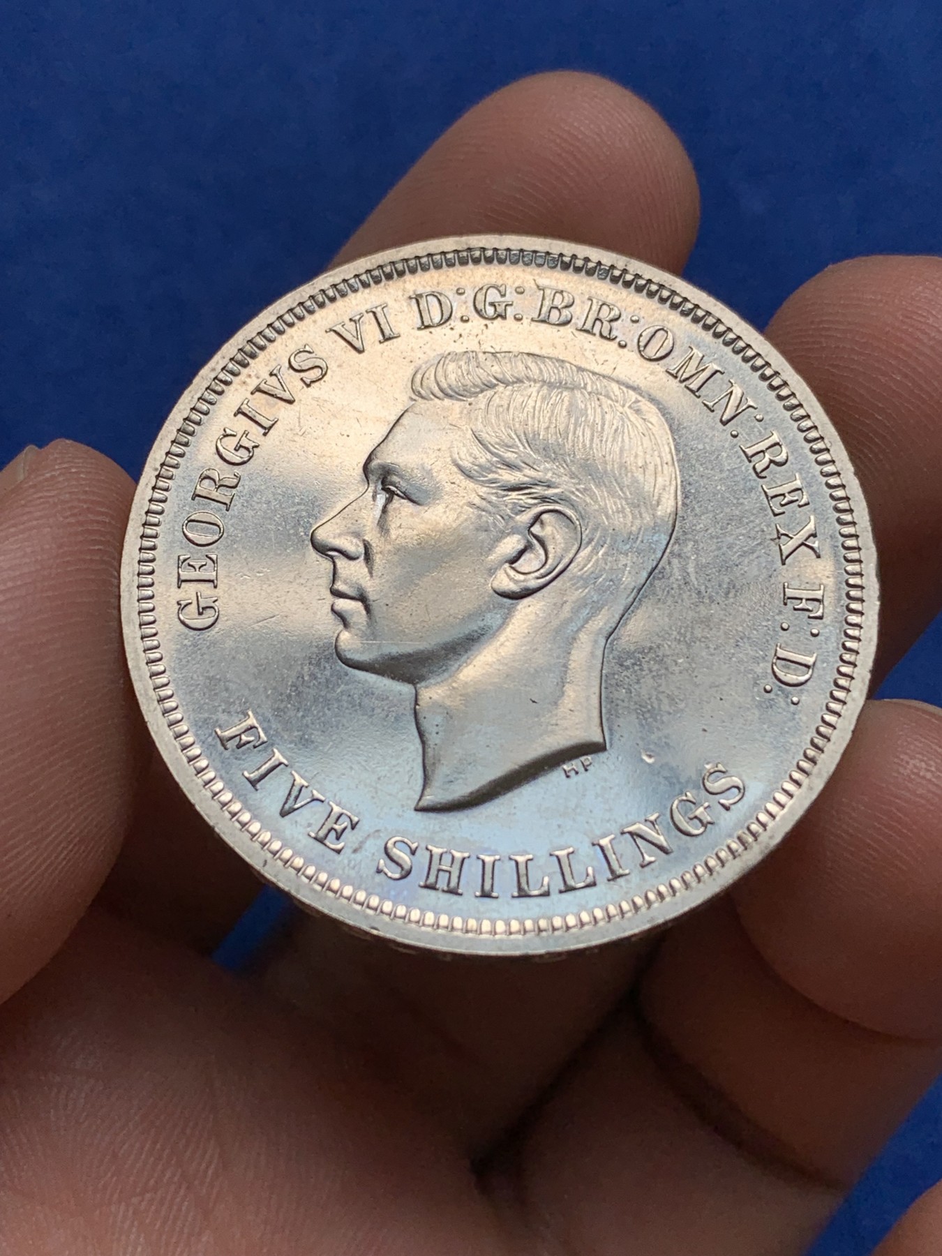 《竞宝斋》第195场-周日，周一 2场 (全场包邮) 英国 最后的 镍马剑 1951 带绿盒证书 细节见图