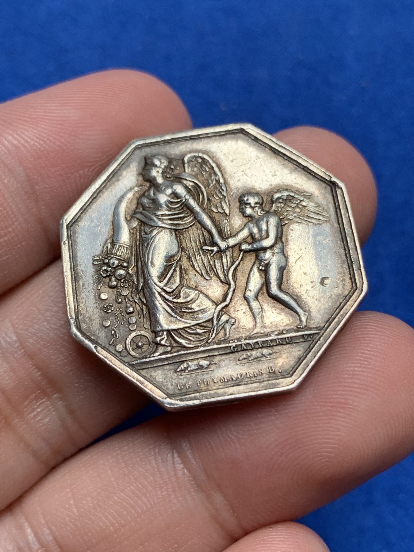 《竞宝斋》第195场-周日，周一 2场 (全场包邮) 法国 1832-1841  八角银质代币 天使与丘比特 农业和艺术 极少见品种 神灯边铭 12克 29.8mm