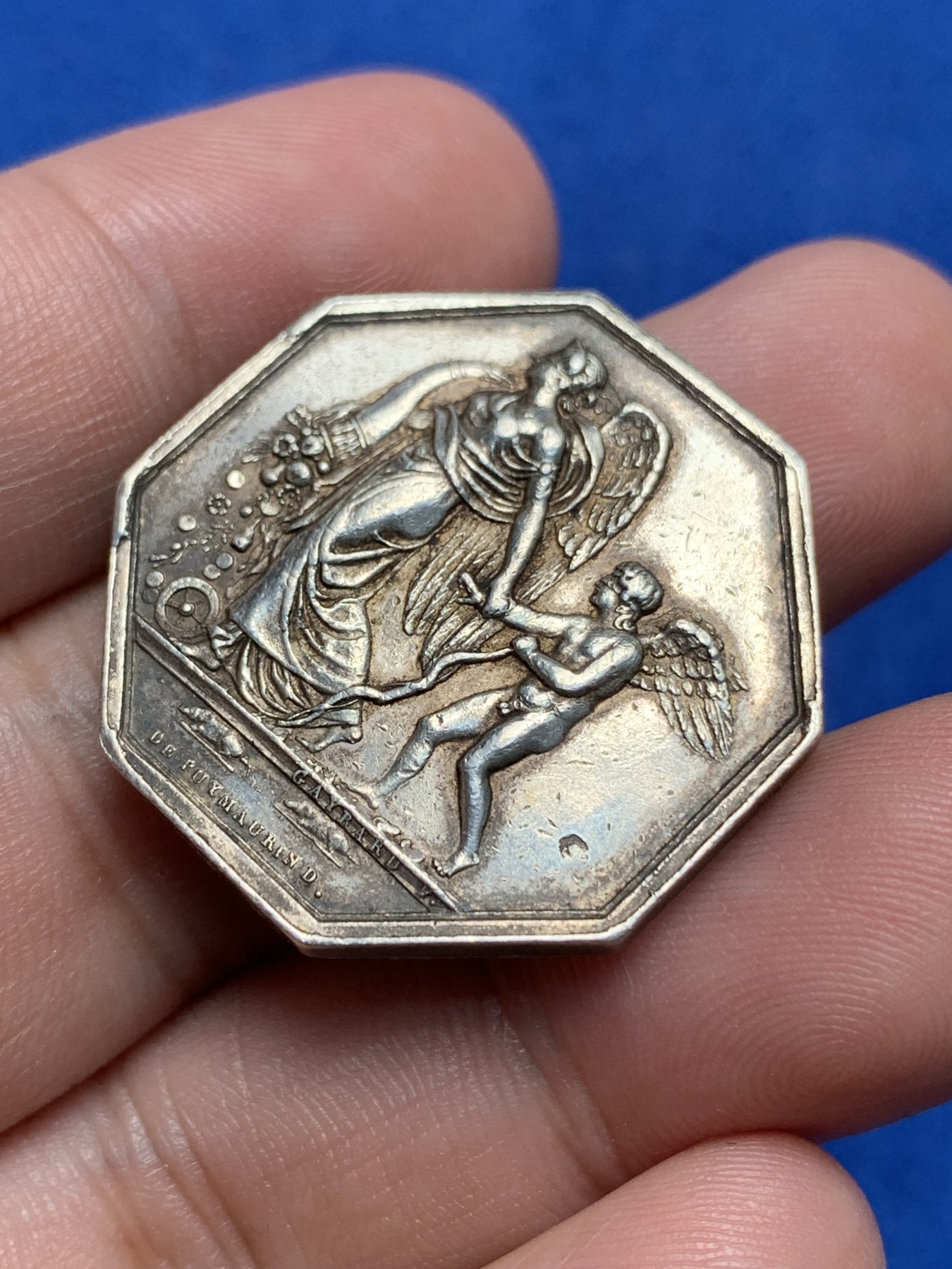 《竞宝斋》第195场-周日，周一 2场 (全场包邮) 法国 1832-1841  八角银质代币 天使与丘比特 农业和艺术 极少见品种 神灯边铭 12克 29.8mm