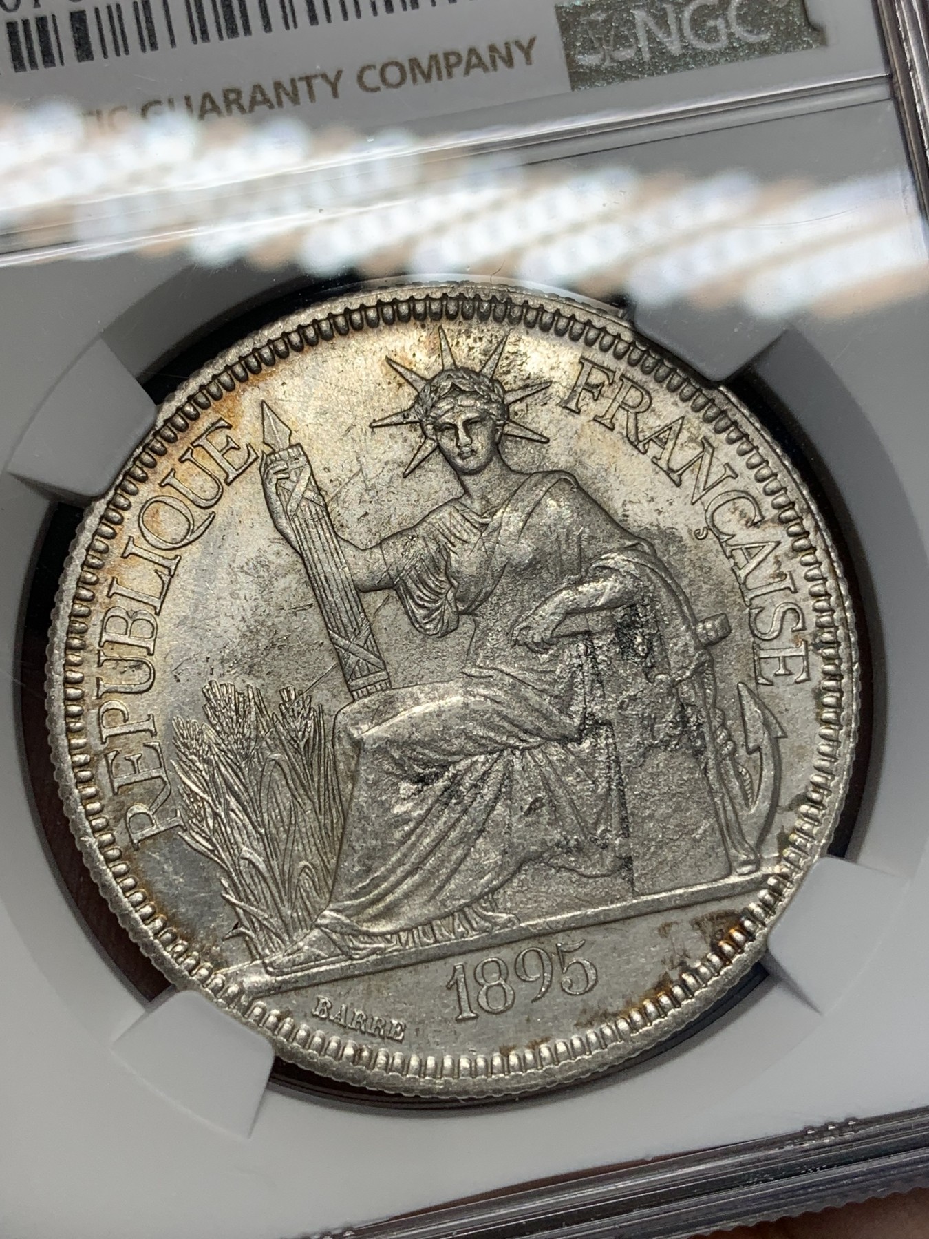 《竞宝斋》第195场-周日，周一 2场 (全场包邮) NGC-AUD 法属印度支那 1895A 坐洋 难得五官清晰 底光可见