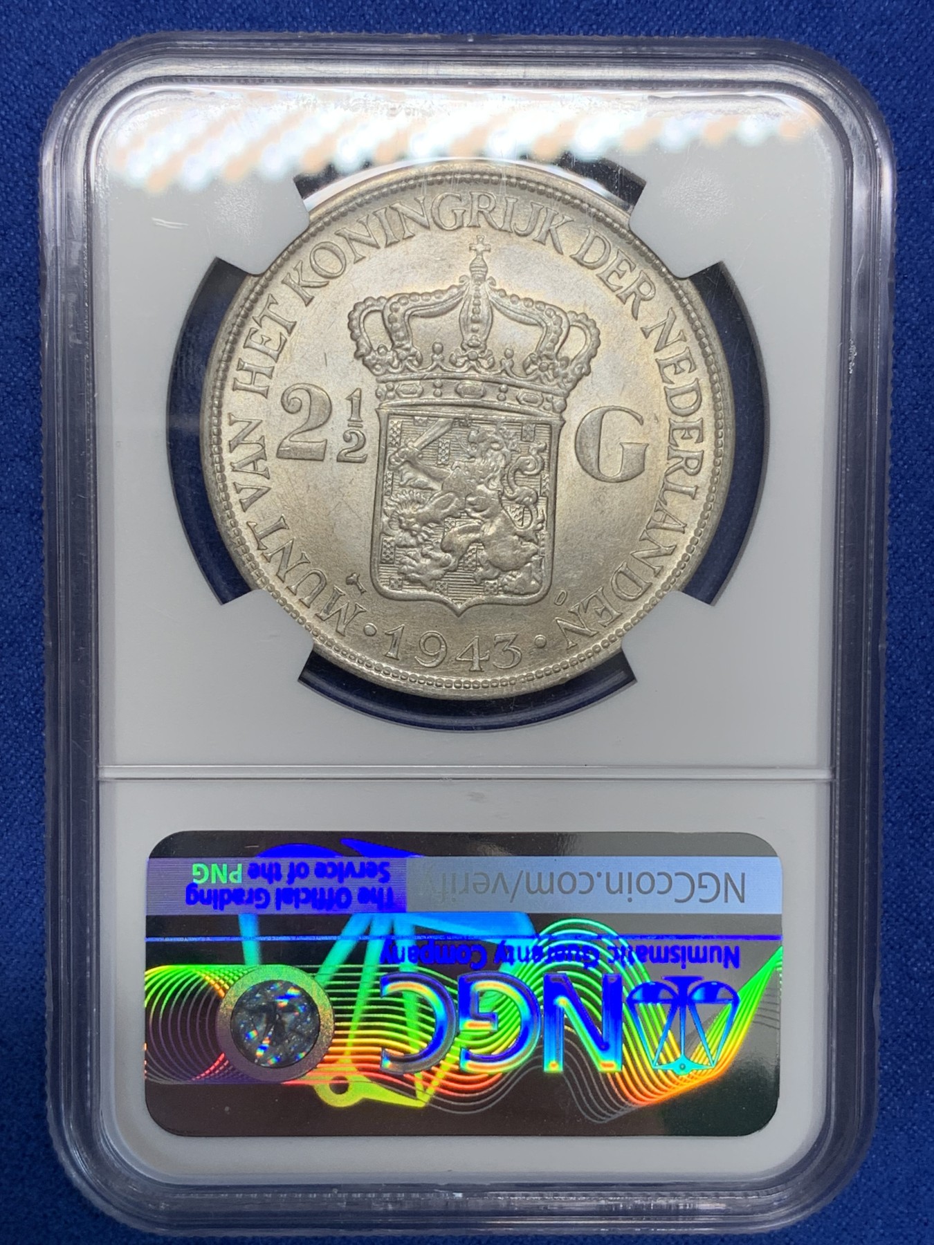 《竞宝斋》第195场-周日，周一 2场 (全场包邮) NGC-MS63 荷属东印度1943年威廉明娜女王2.5盾大银币 底板干净无附着物 殖民地稀少品种