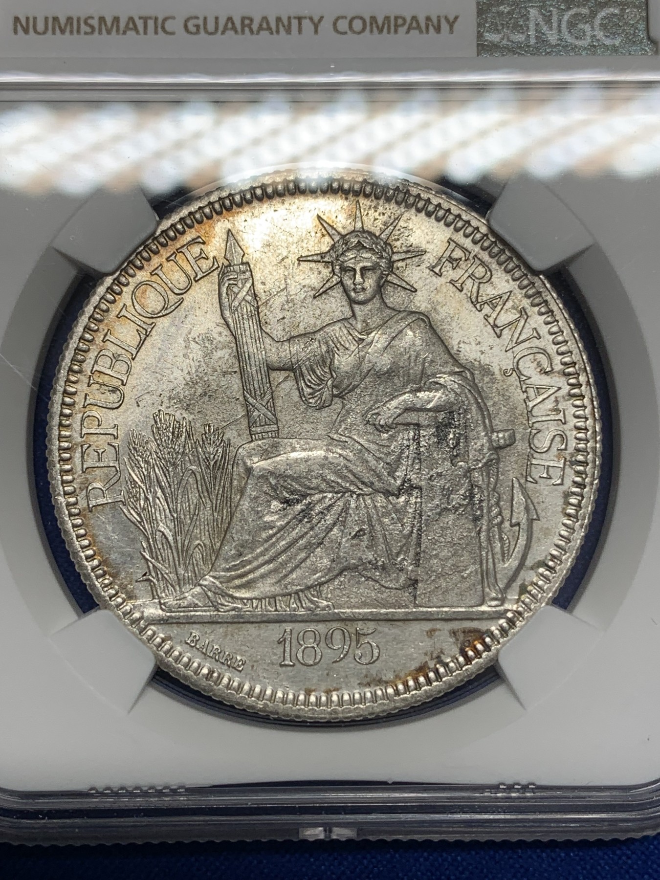 《竞宝斋》第195场-周日，周一 2场 (全场包邮) NGC-AUD 法属印度支那 1895A 坐洋 难得五官清晰 底光可见