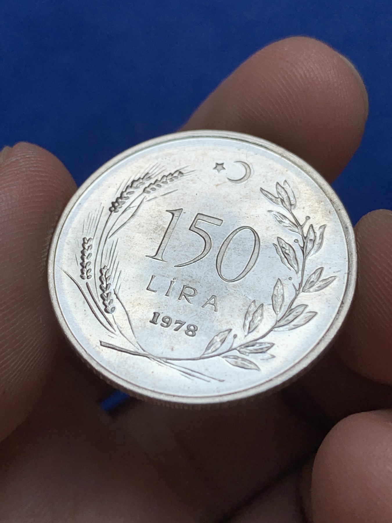 《竞宝斋》第195场-周日，周一 2场 (全场包邮) 土耳其精制银币两枚-1978年FAO纪念150里拉精制银币，800银，直径30mm，重量9g。土耳其1972年50里拉精制银币，830银，直径35mm，重量20g